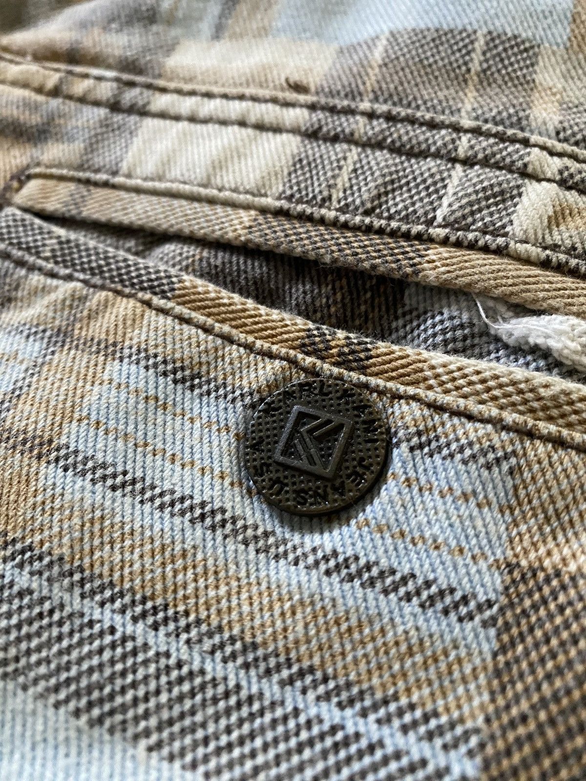 Karl Kani Vintage Karl Kani Shorts Size US 34 / EU 50 - 7 Thumbnail