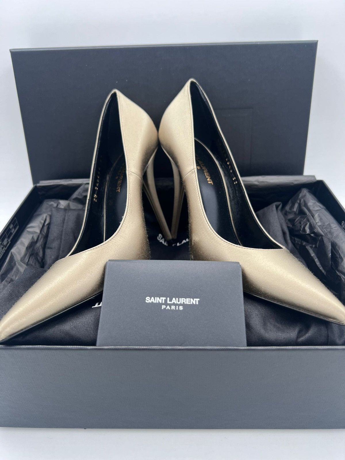 Saint Laurent Paris New Saint Laurent Instinct Pump wmn heels IT37.5/US7.5/UK4.5 Size US 7.5 / IT 37.5 - 7 Thumbnail
