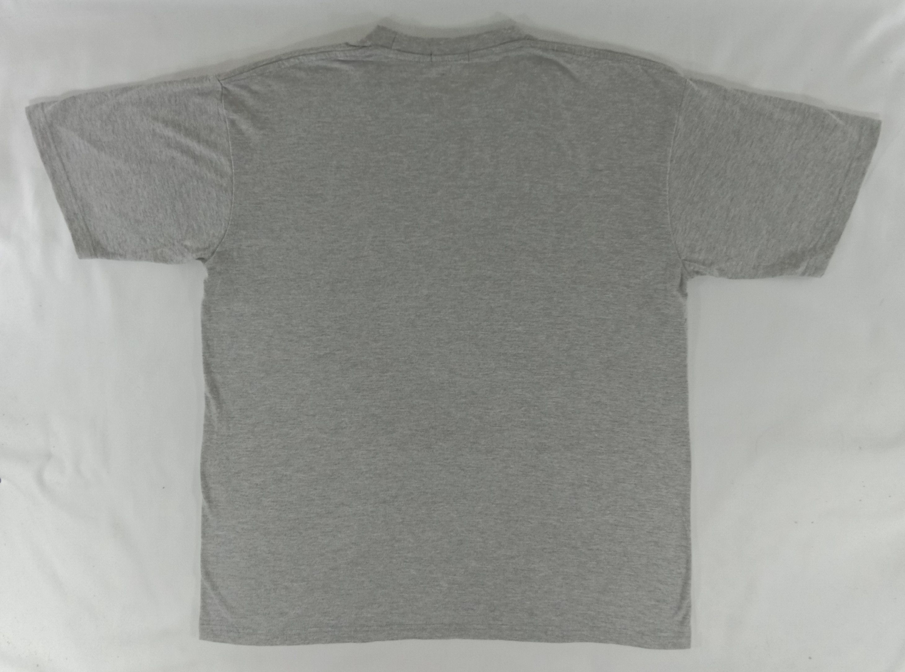 Vintage Vintage Edinburgh Scotland Princess Cruises T Shirt Size US XL / EU 56 / 4 - 5 Thumbnail