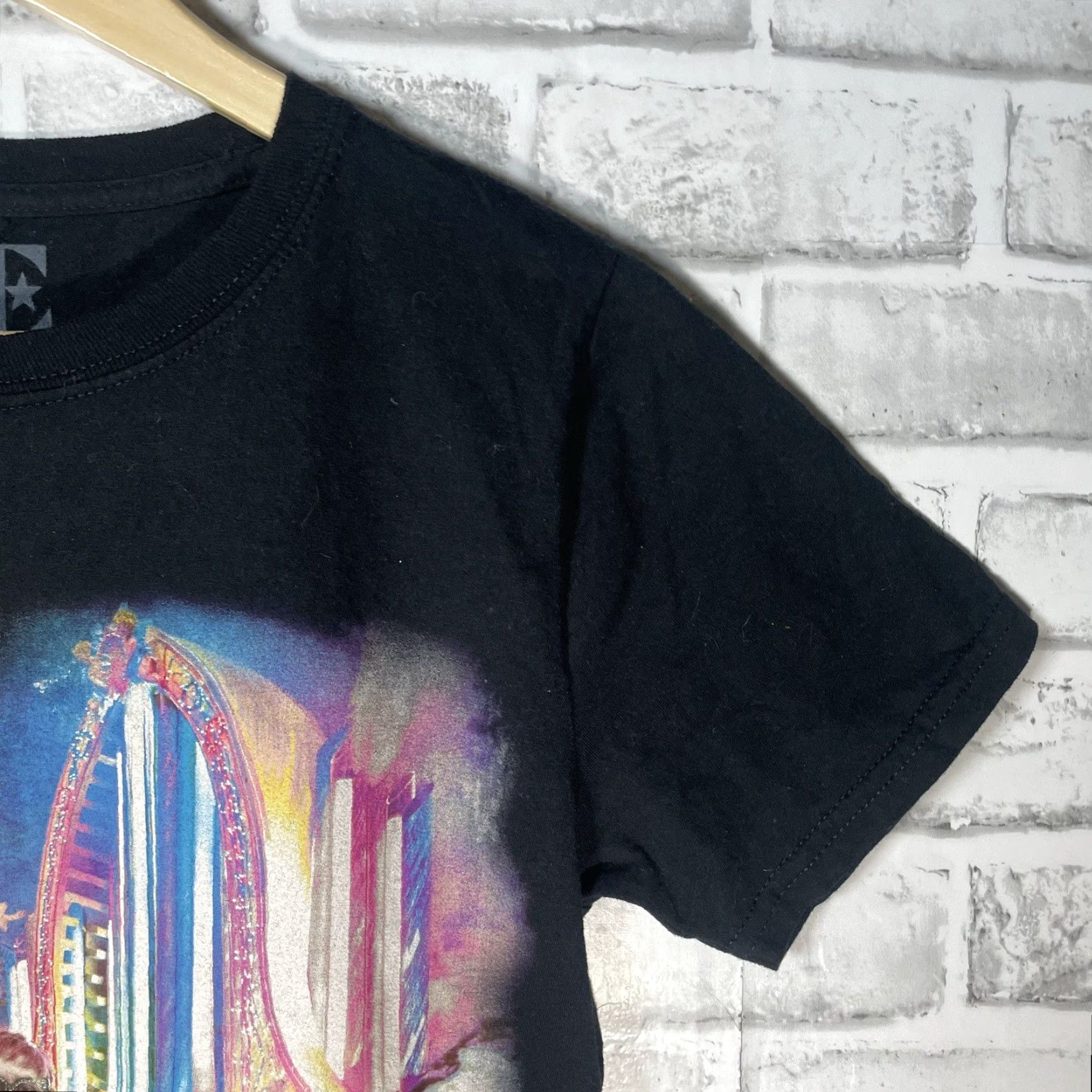 Vintage Elton John Tour Tee 2018 Black Graphic T-Shirt Mens Size S 100% Cotton Size US S / EU 44-46 / 1 - 4 Thumbnail