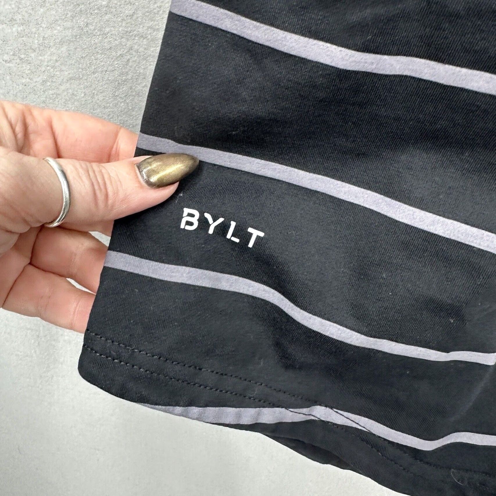Vintage BYLT Lux Drop Cut Shirt Mens Large L Gray Striped Short Sleeve Curved Preppy Size US L / EU 52-54 / 3 - 7 Thumbnail