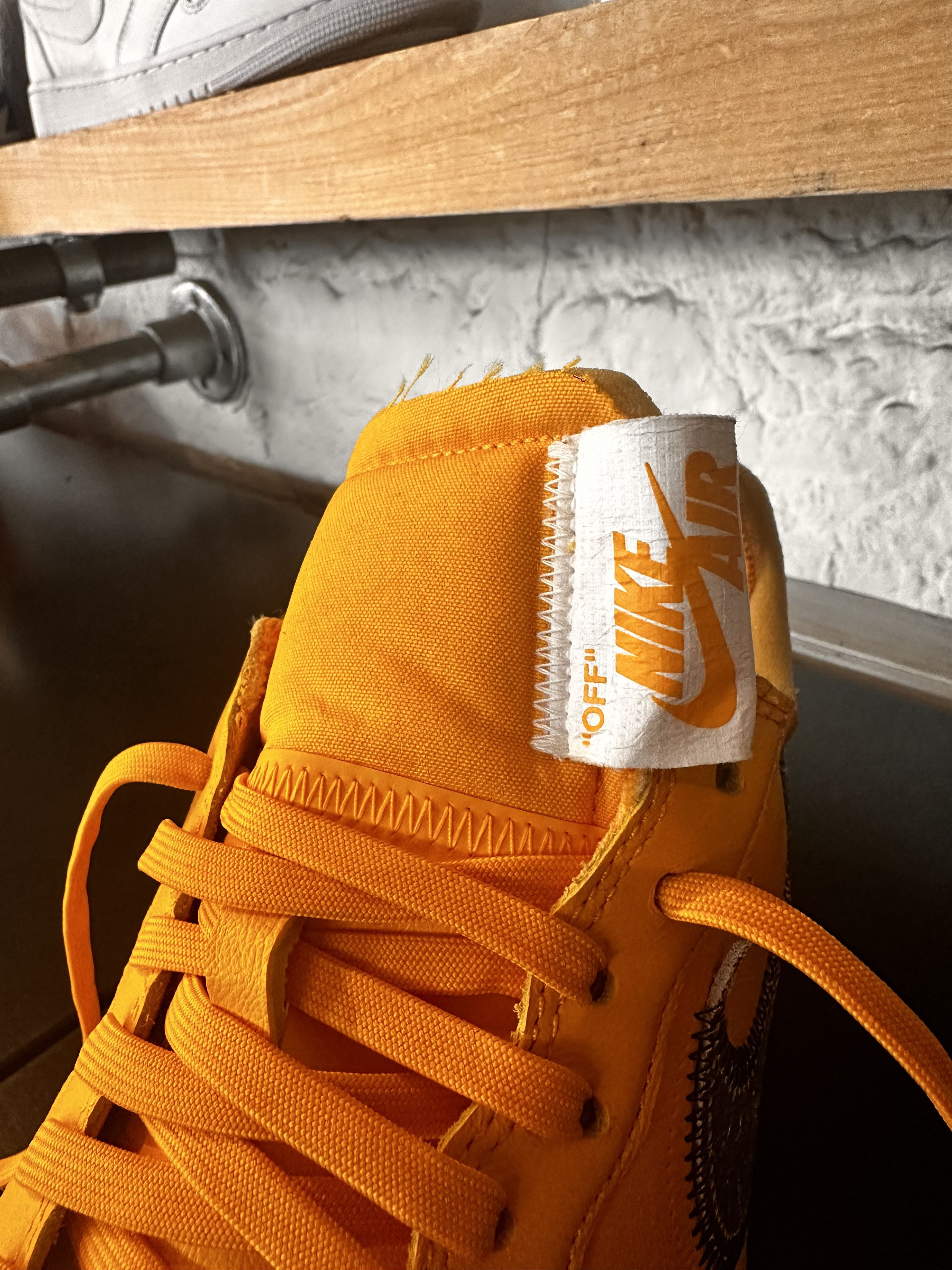 Nike × Off-White Nike X Off-White AF1 CA University Gold Size US 10 / EU 43 - 4 Thumbnail