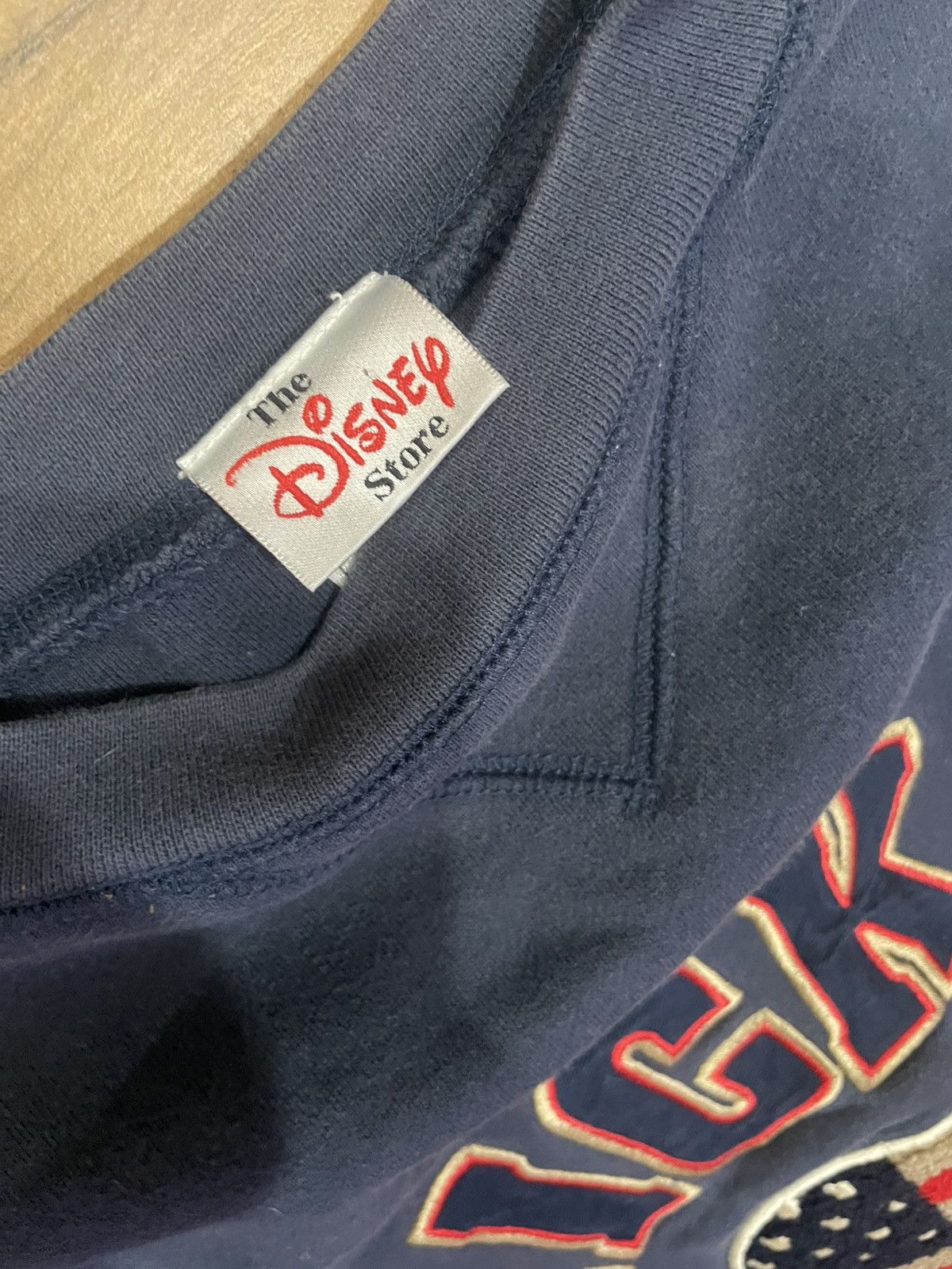 Disney 90s Disney Sweater Size US XS / EU 42 / 0 - 3 Thumbnail
