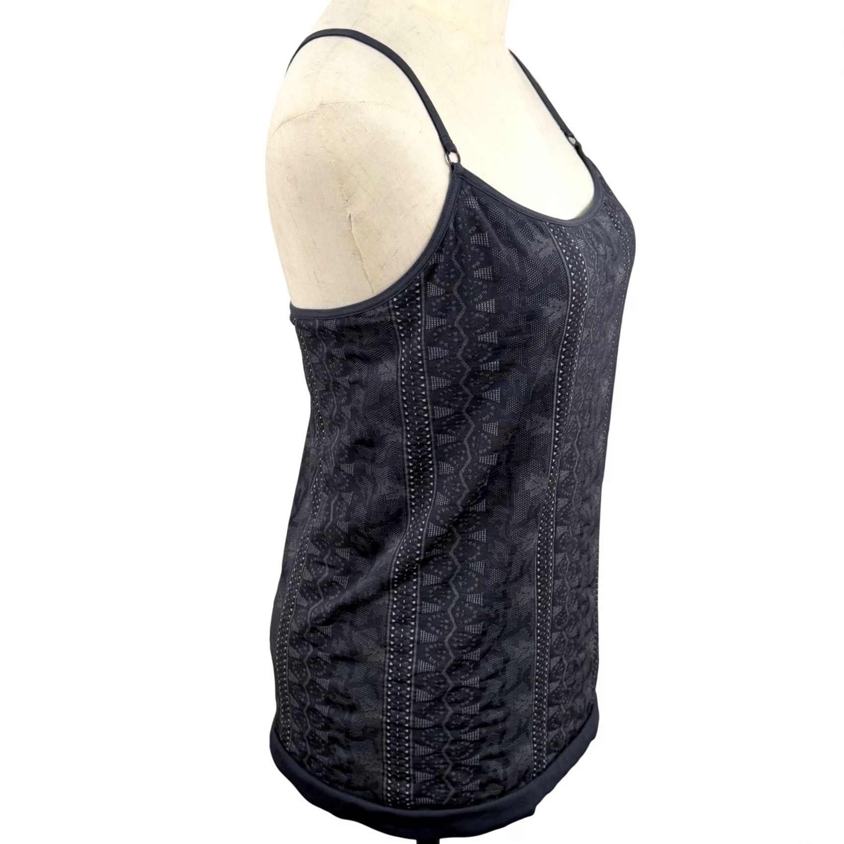 Athleta Athleta Camisole Tank Geometric Charcoal Gray L Sleeveless Adjustable Straps Built-in Shelf Bra Athletic Activewear Womens Size ONE SIZE - 4 Thumbnail