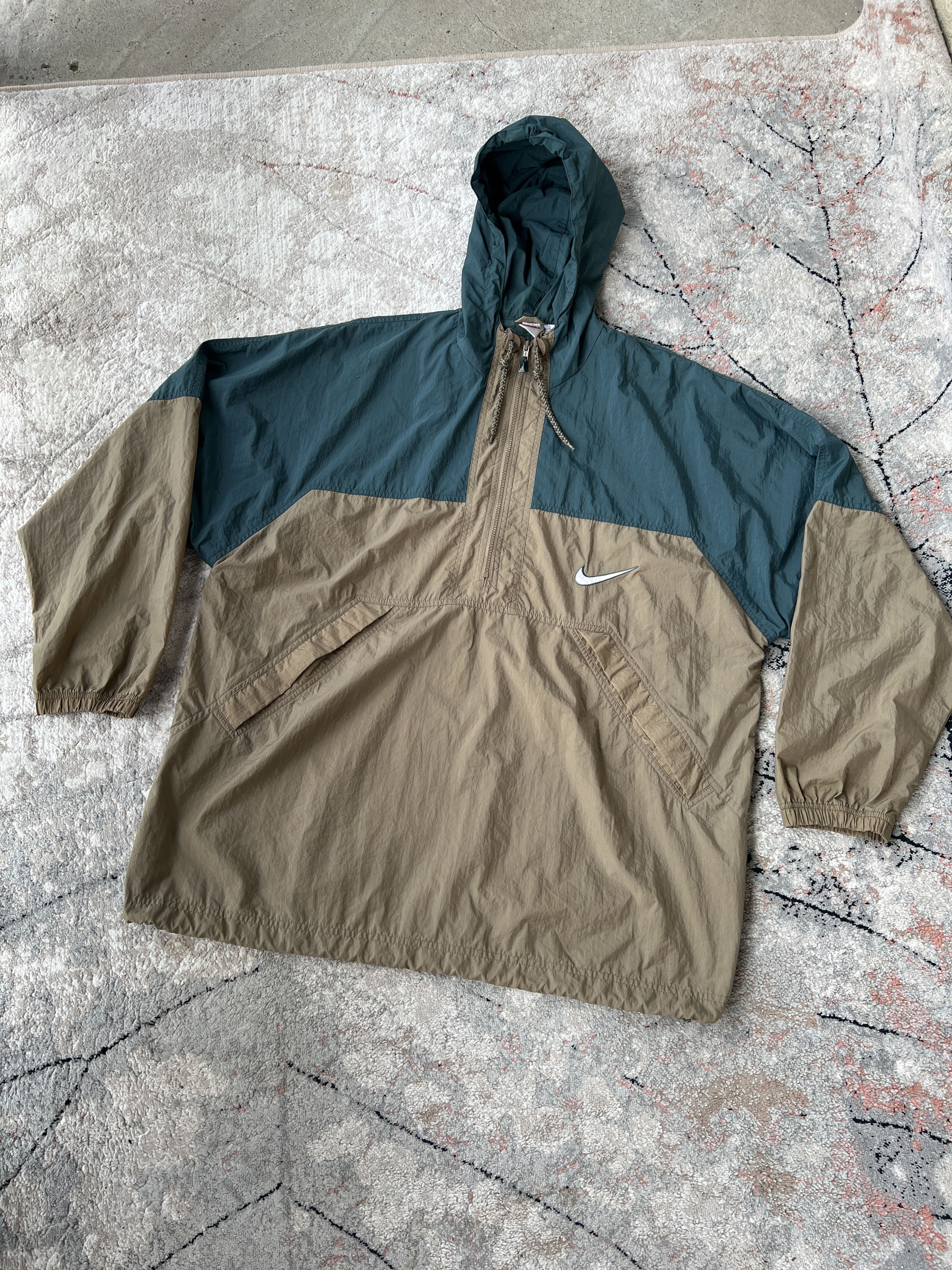 Nike Nike Vintage Jacket Size US L / EU 52-54 / 3 - 1 Thumbnail
