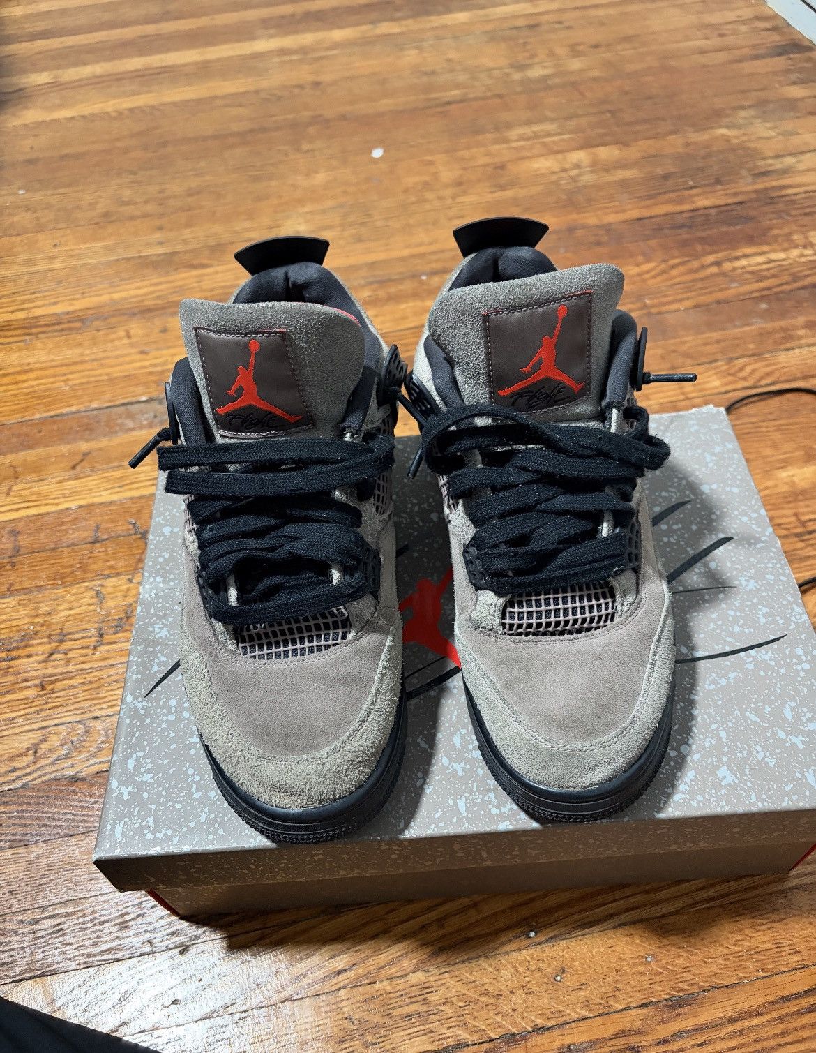 Jordan Brand Jordan 4 taupe haze Size US 9.5 / EU 42-43 - 1 Thumbnail