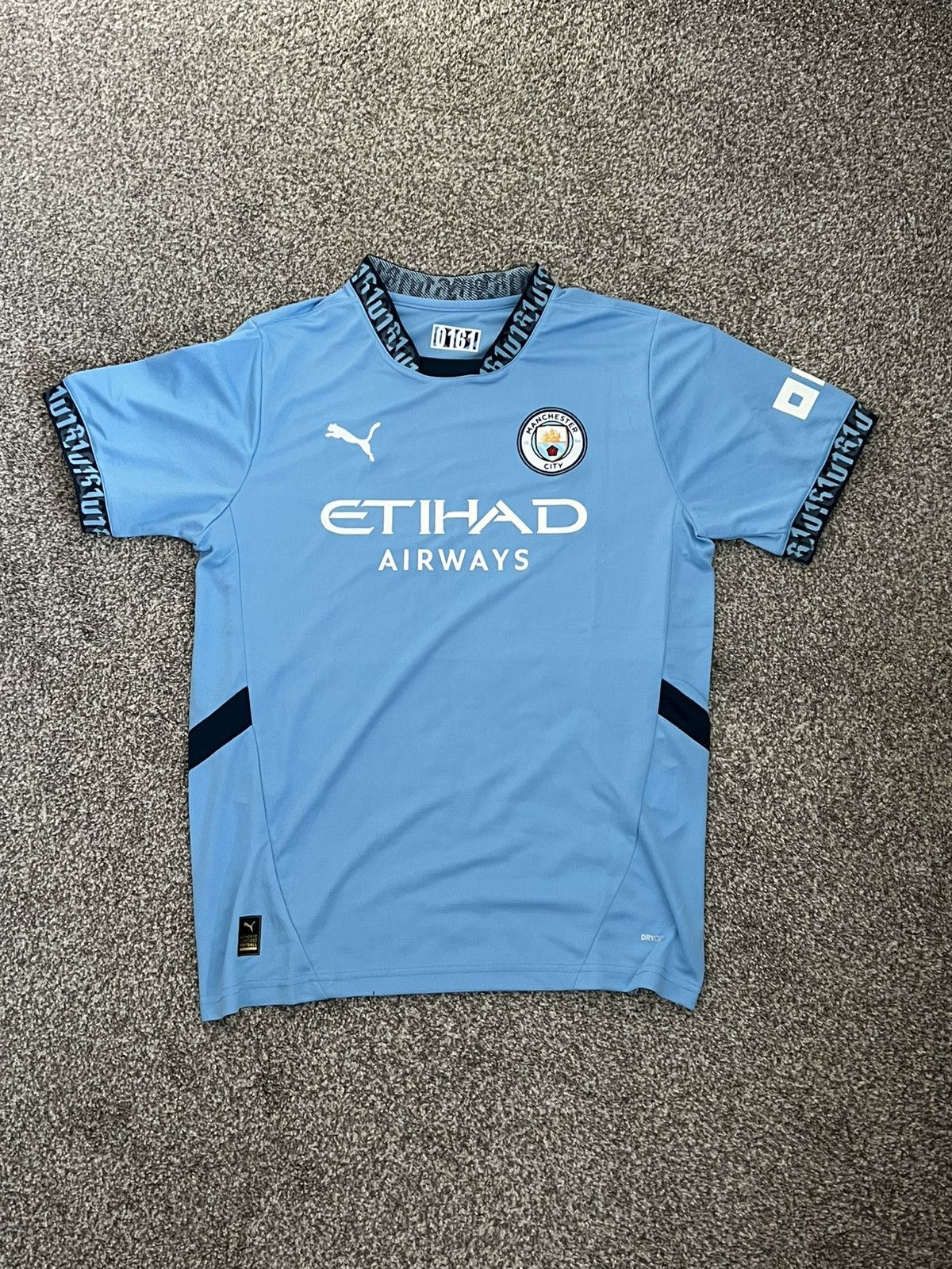 Puma Manchester City Soccer Jersey Size US L / EU 52-54 / 3 - 1 Thumbnail
