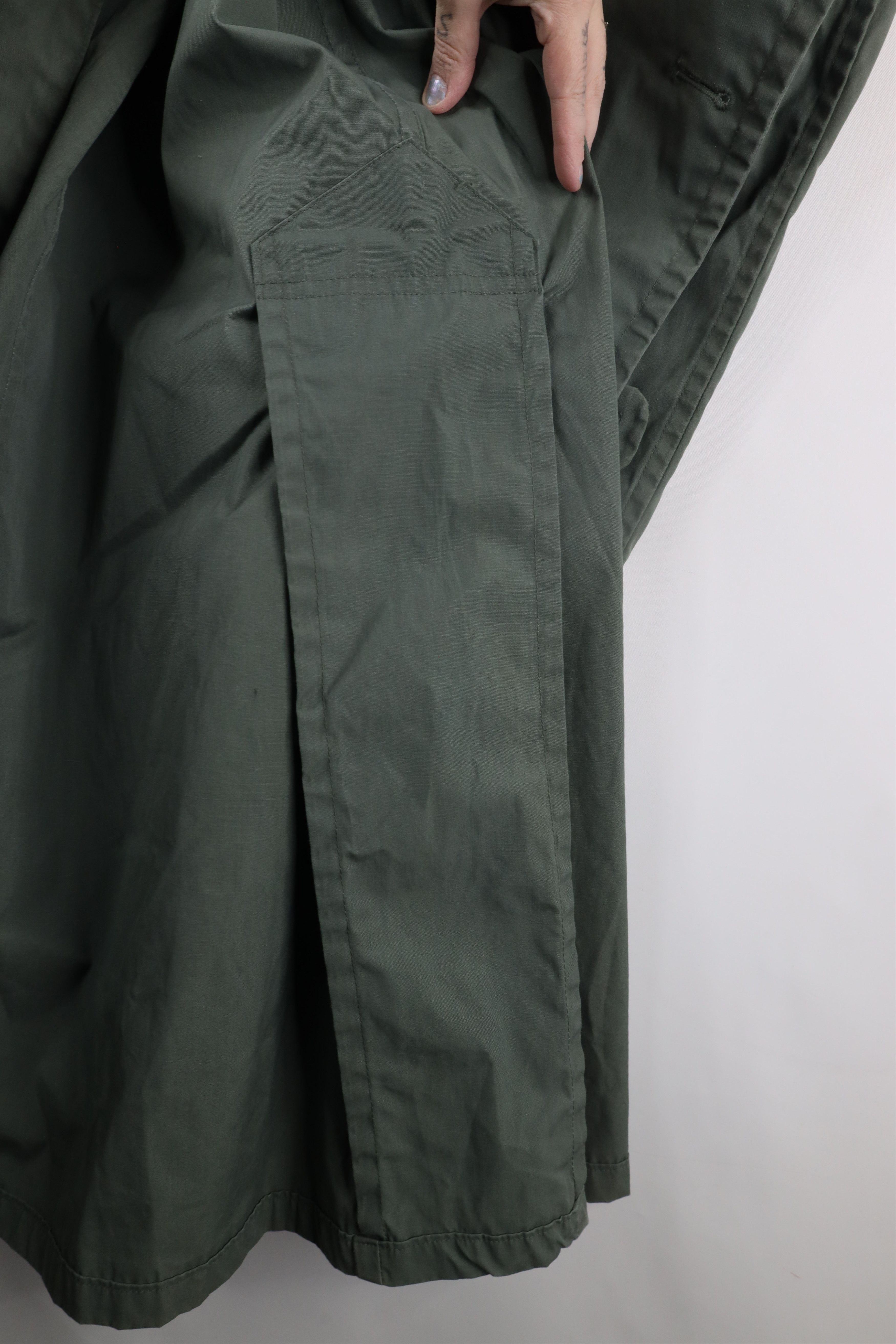 Vintage Vintage 70s Vietnam War 274 Green Raincoat Trench Coat USA Size US L / EU 52-54 / 3 - 13 Thumbnail