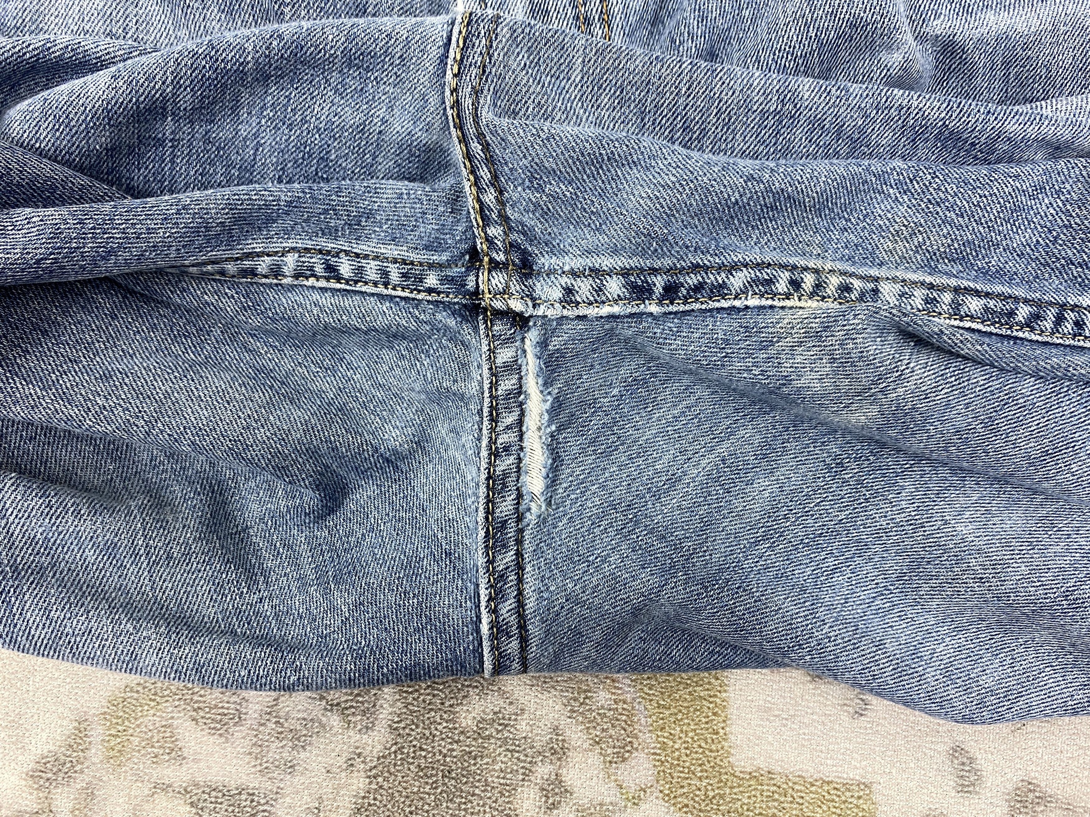 Levi's Distressed Vintage Levi's 569 Loose Denim 36 x 32.5 -JN729 Size US 36 / EU 52 - 13 Thumbnail