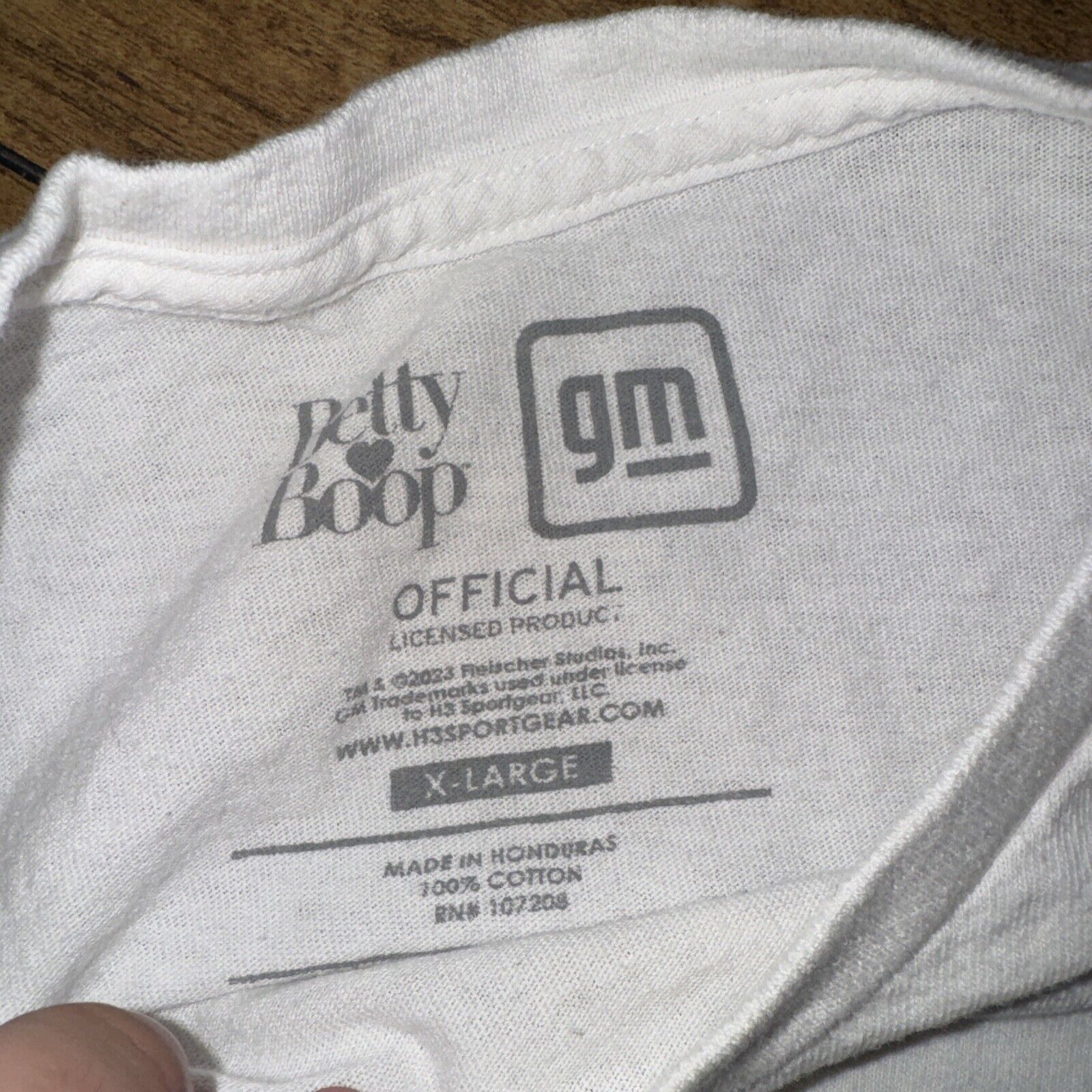 Chevrolet × Vintage Betty Boop Chevy T-Shirt Cropped XL 22x19 White Size XL / US 12-14 / IT 48-50 - 3 Thumbnail