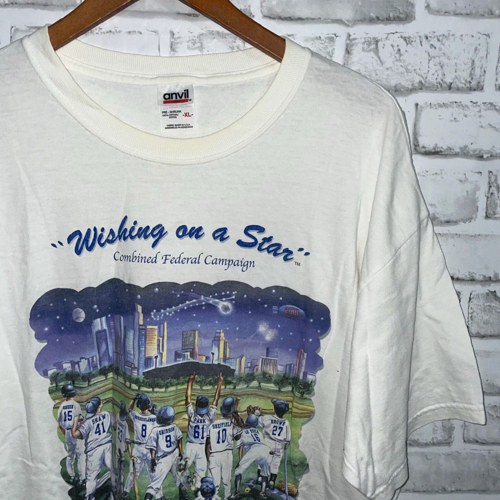 Anvil VTG Anvil Baseball T-Shirt Men's XL White USA Graphic Tee 2001 Modern Fit Boy/Girl? Size US XL / EU 56 / 4 - 2 Thumbnail