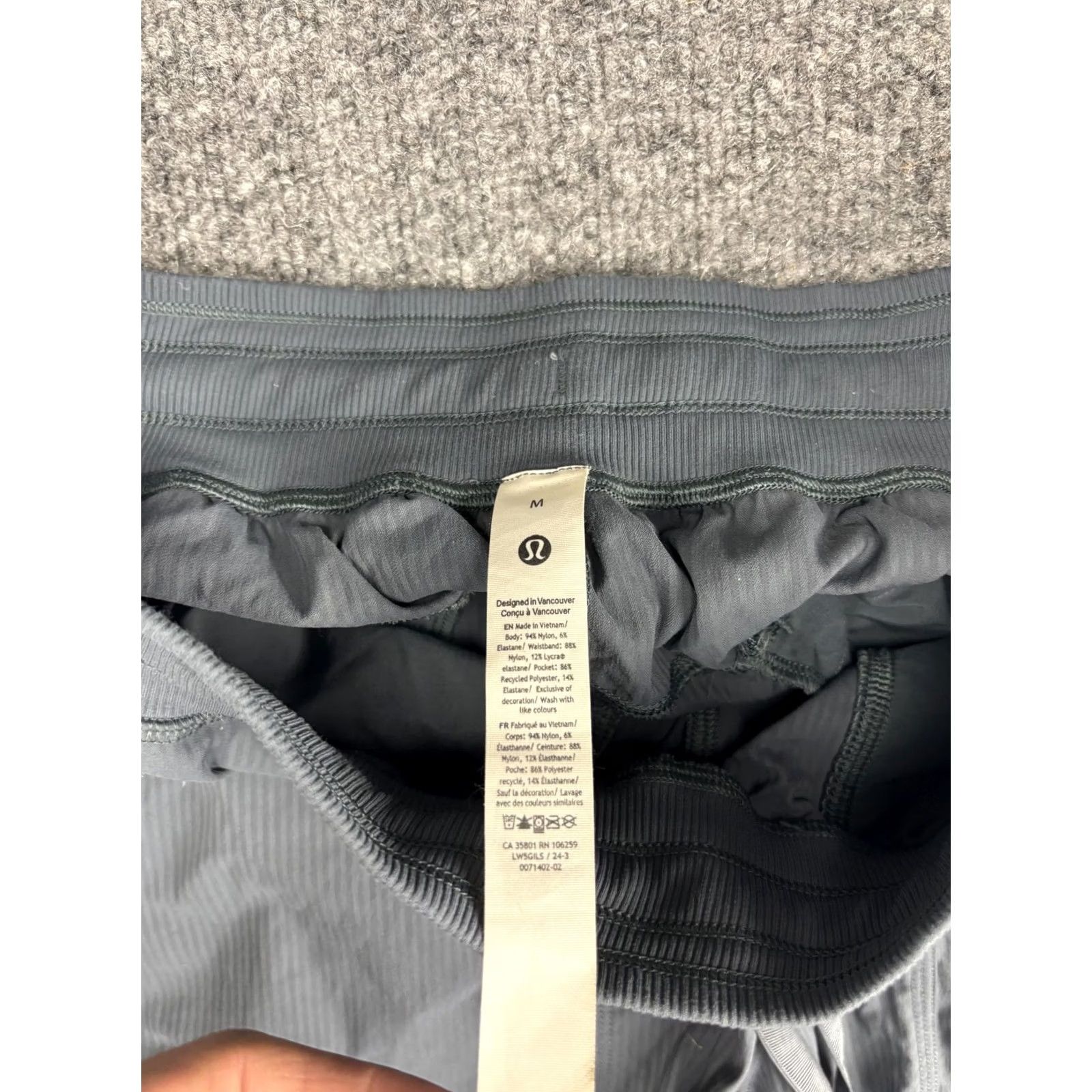 Lululemon Lululemon Cargo Pants Womens Medium Gray Ruched Drawstring Hem Nylon Joggers Size 32" / US 10 / IT 46 - 2 Thumbnail
