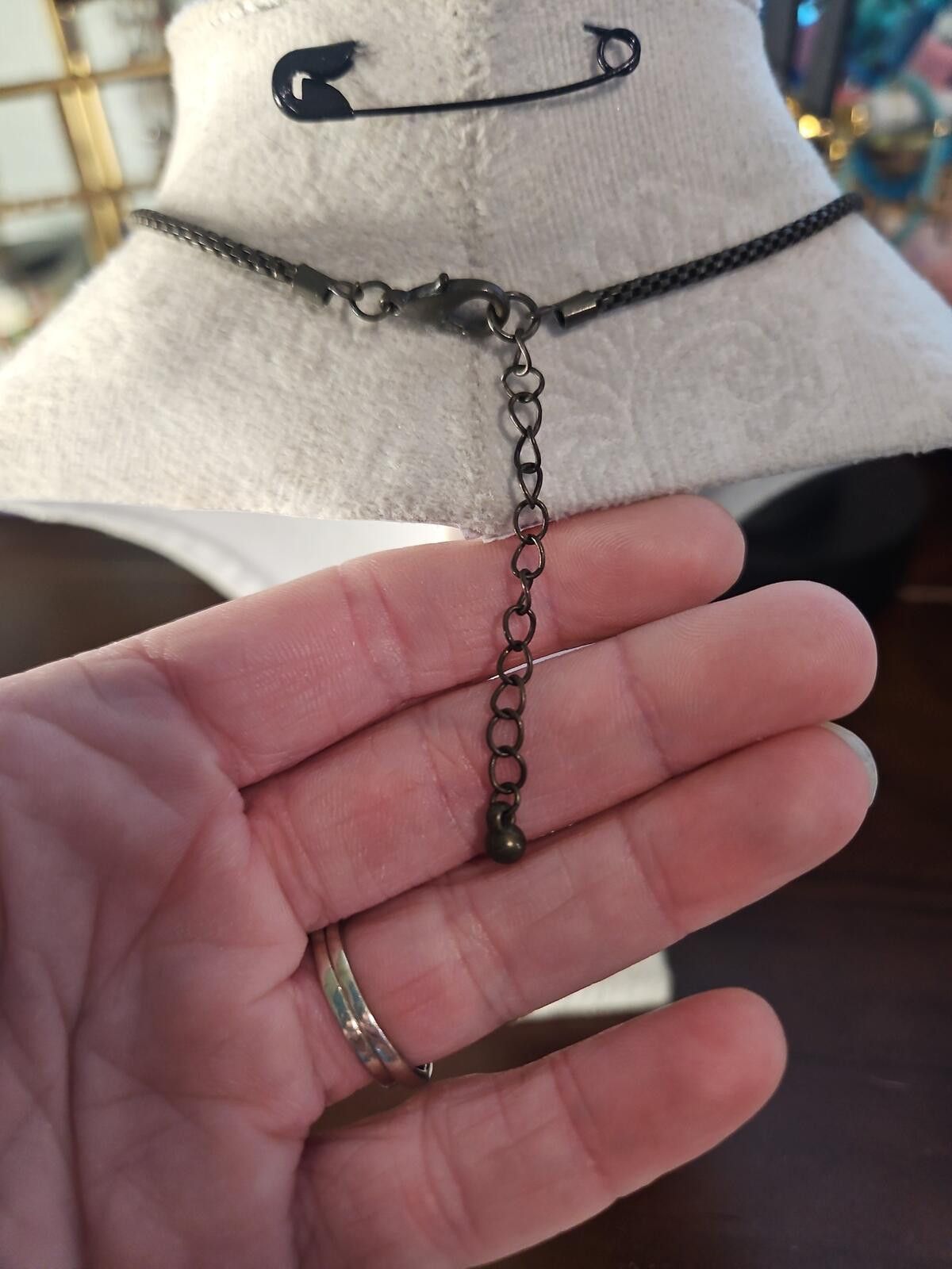 Other Bronze colored necklace with round pendant Size ONE SIZE - 2 Thumbnail
