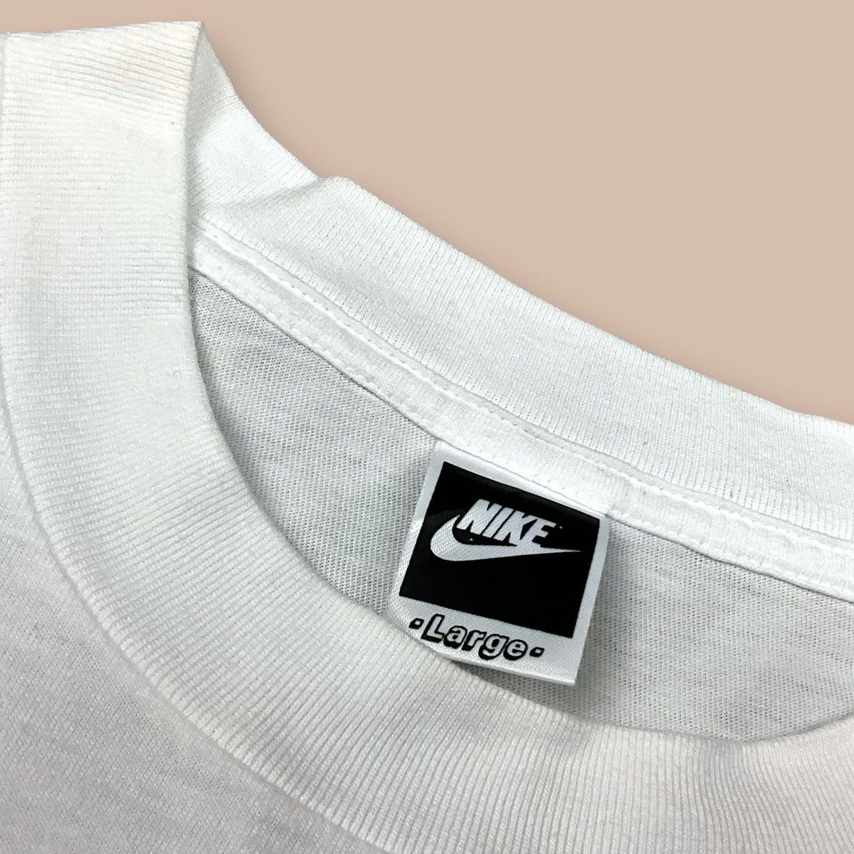 Nike Vintage 90's Nike Japan White TEE Size US M / EU 48-50 / 2 - 7 Thumbnail