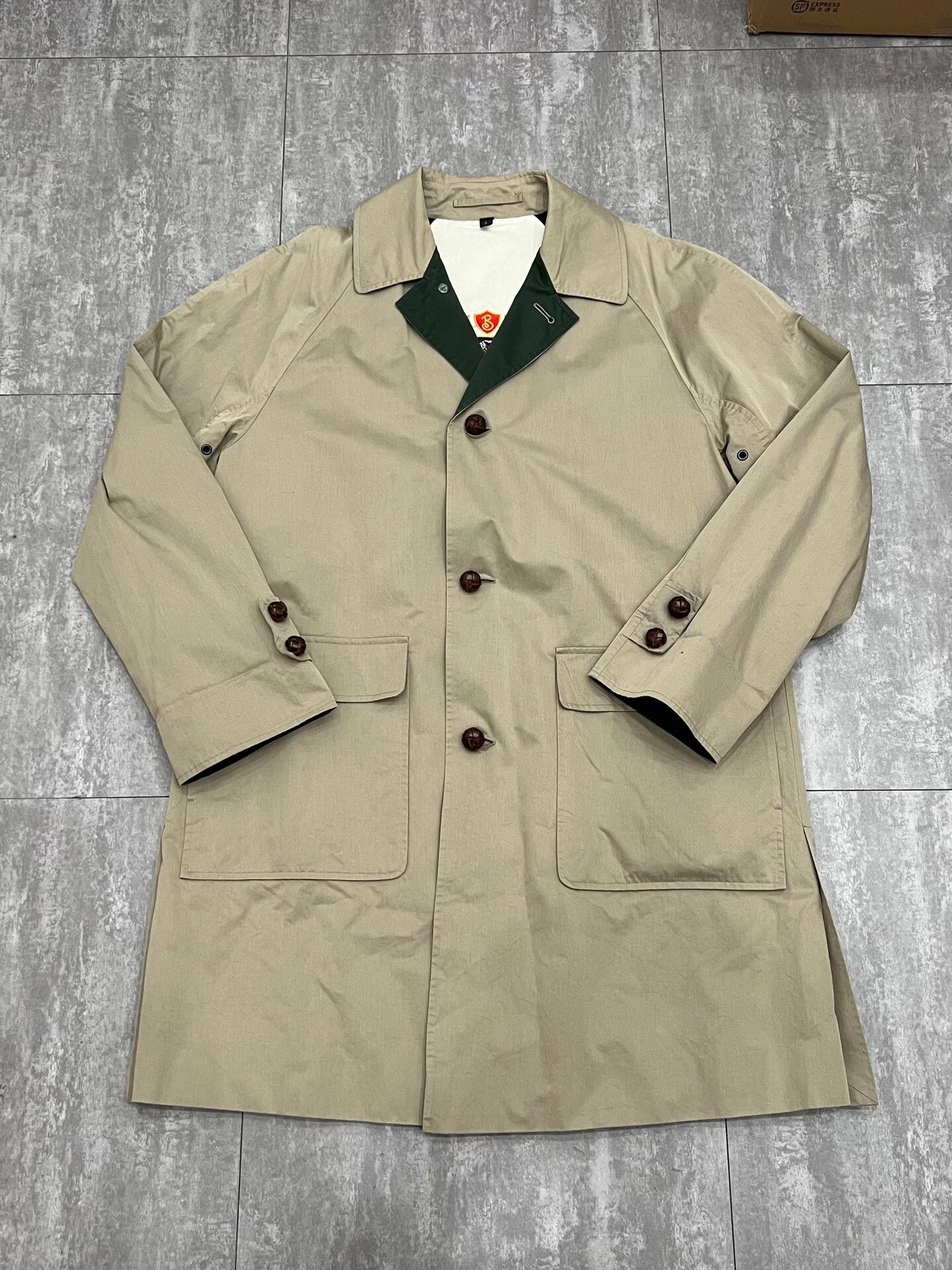 Burberry Burberry Beige Light Jacket l Men Size US L / EU 52-54 / 3 - 1 Thumbnail