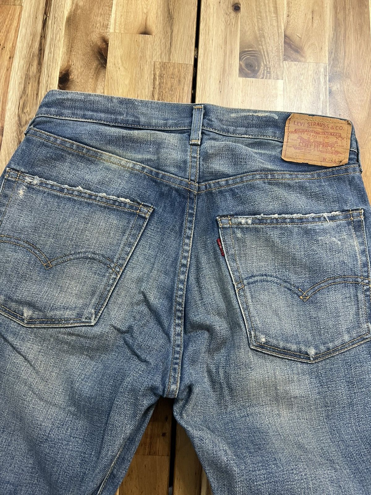 Levi's Vintage Levis 501 Big E Distressed Denim Jeans Size US 30 / EU 46 - 11 Thumbnail