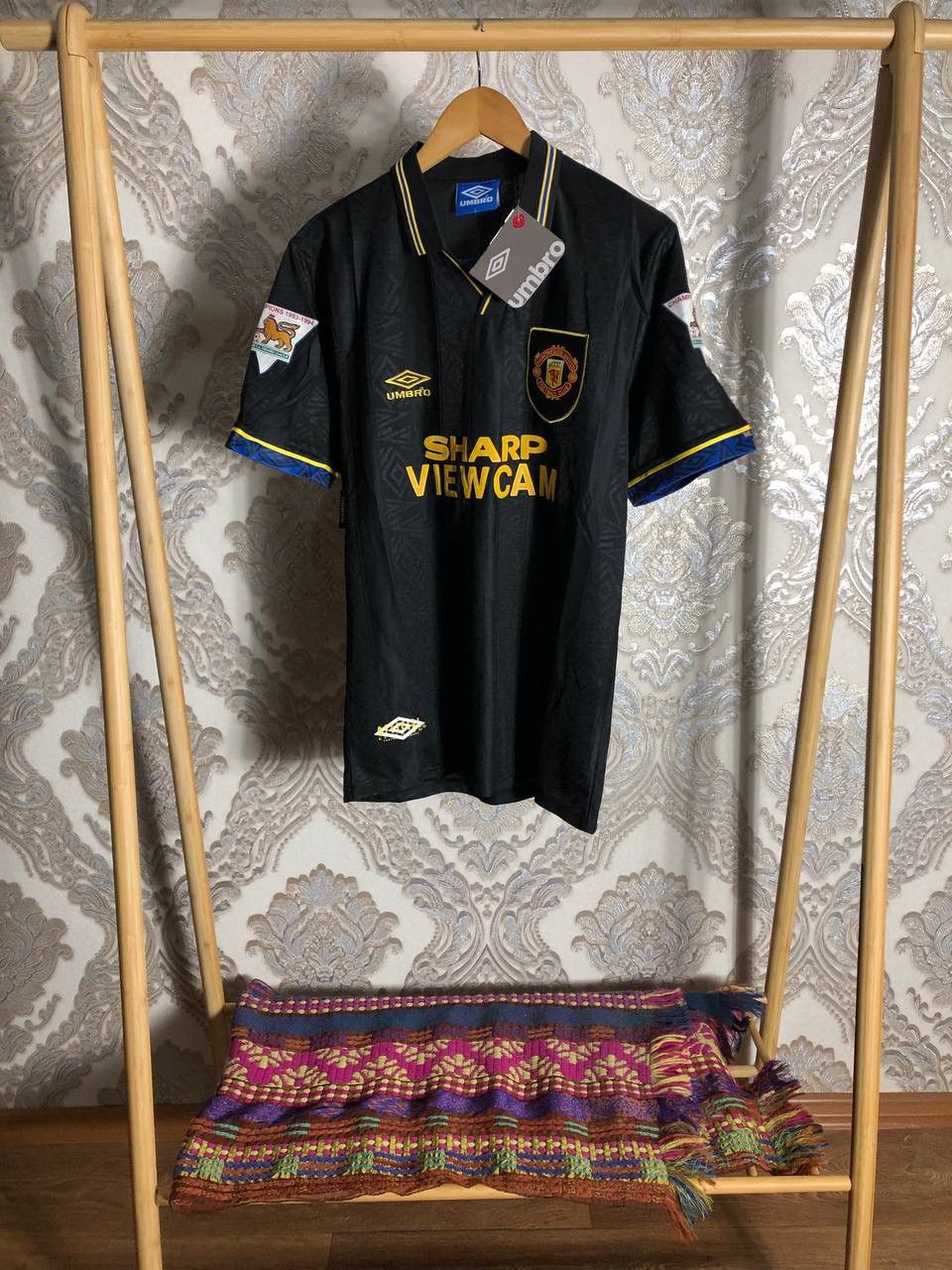 Umbro VINTAGE UMBRO FC MANCHESTER UNITED ENGLAND SOCCER JERSEY 90s Size US L / EU 52-54 / 3 - 2 Thumbnail