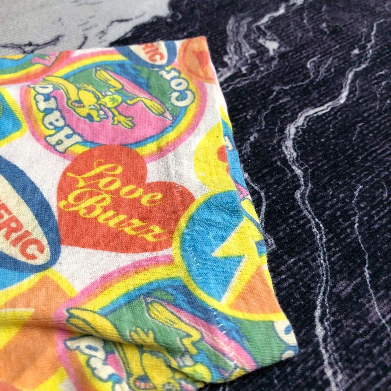 Hysteric Glamour Vintage 90s Hysteric Glamour Psychedelic All Over Print Tee Size US XS / EU 42 / 0 - 6 Thumbnail