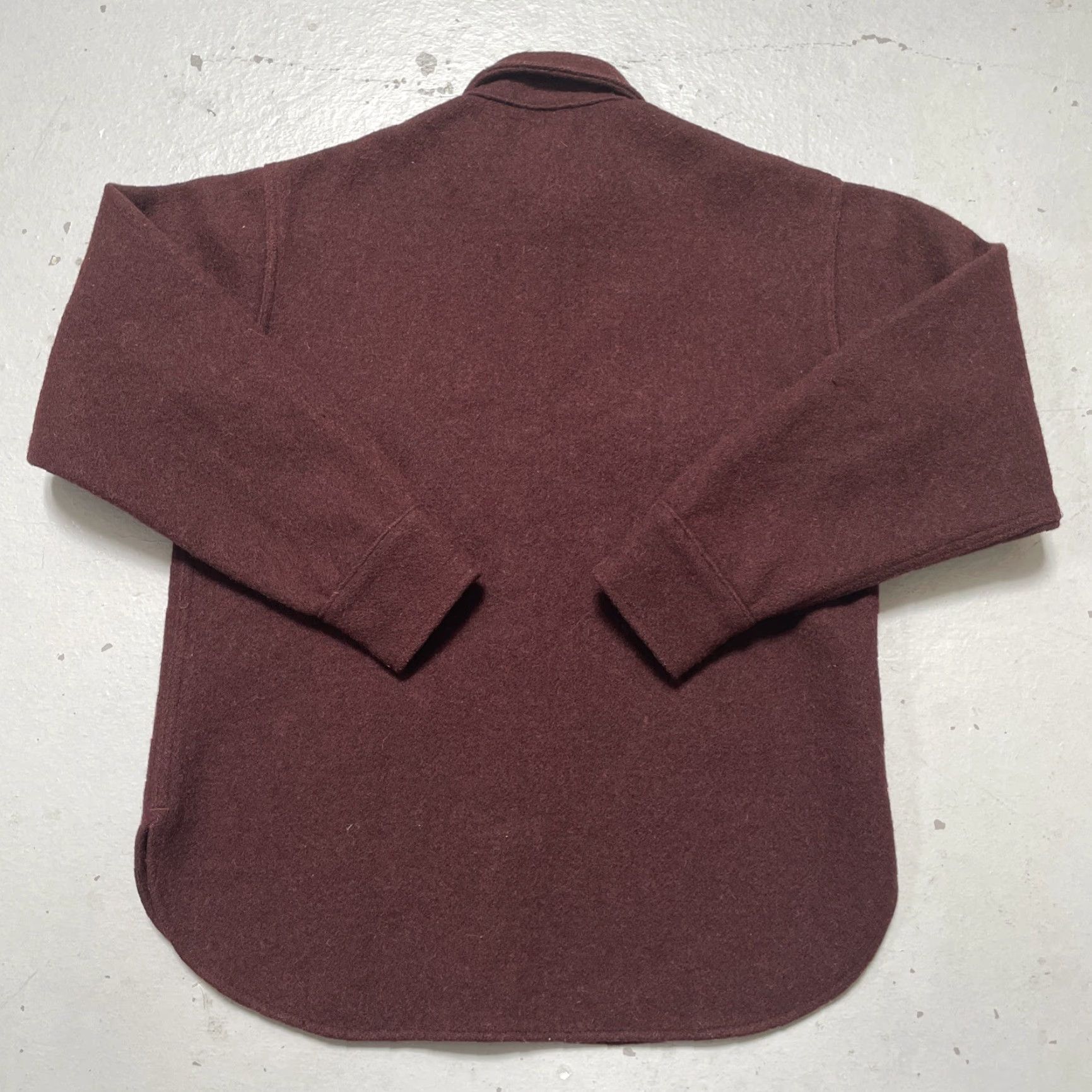 Vintage VINTAGE Lakeland USN Military CPO Style Wool Button Shirt Unisex Adults 38 Maroon 70s Workwear Navy Army Heritage 60s 70s Mens Womens Boys Girls Size US M / EU 48-50 / 2 - 7 Thumbnail