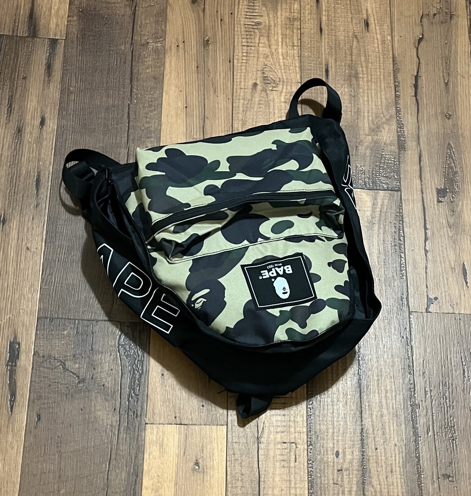 Bape Bape Camo Bookbag backpack Size ONE SIZE - 3 Thumbnail