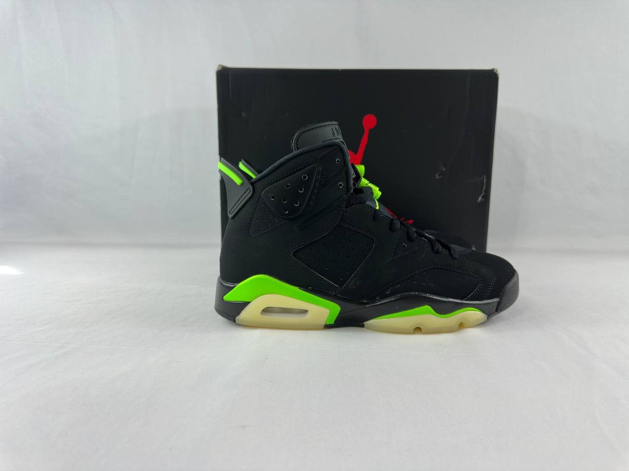Nike Nike Air Jordan 6 Retro 'Electric Green' CT8529-003 Size US 8 / EU 41 - 1 Thumbnail
