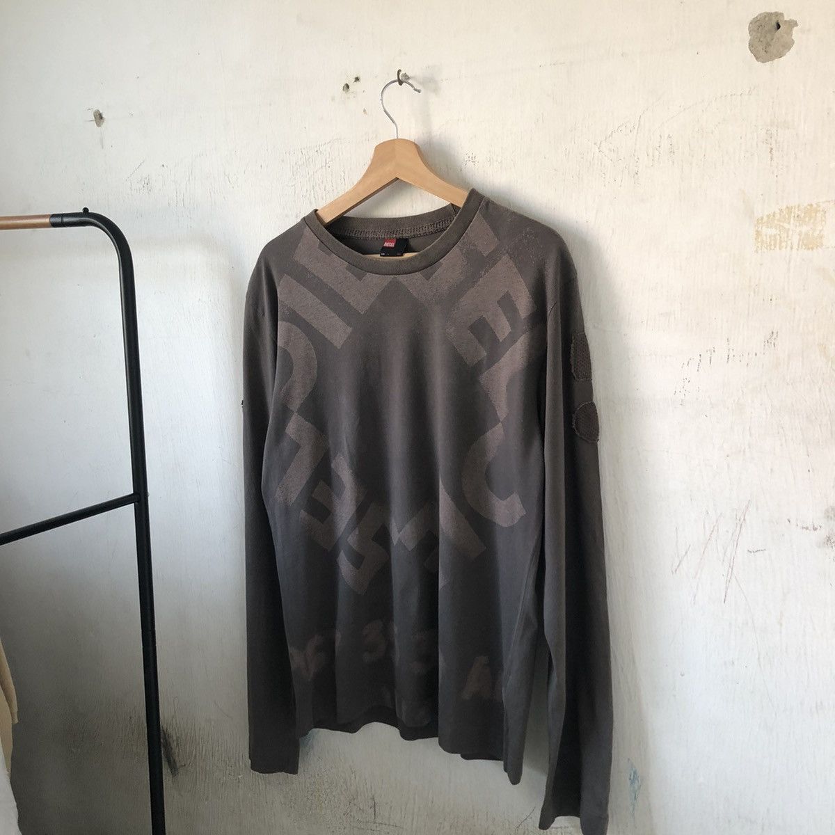 Diesel Vintage Diesel Y2K Long Sleeve Avant Garde Style Size US L / EU 52-54 / 3 - 1 Thumbnail