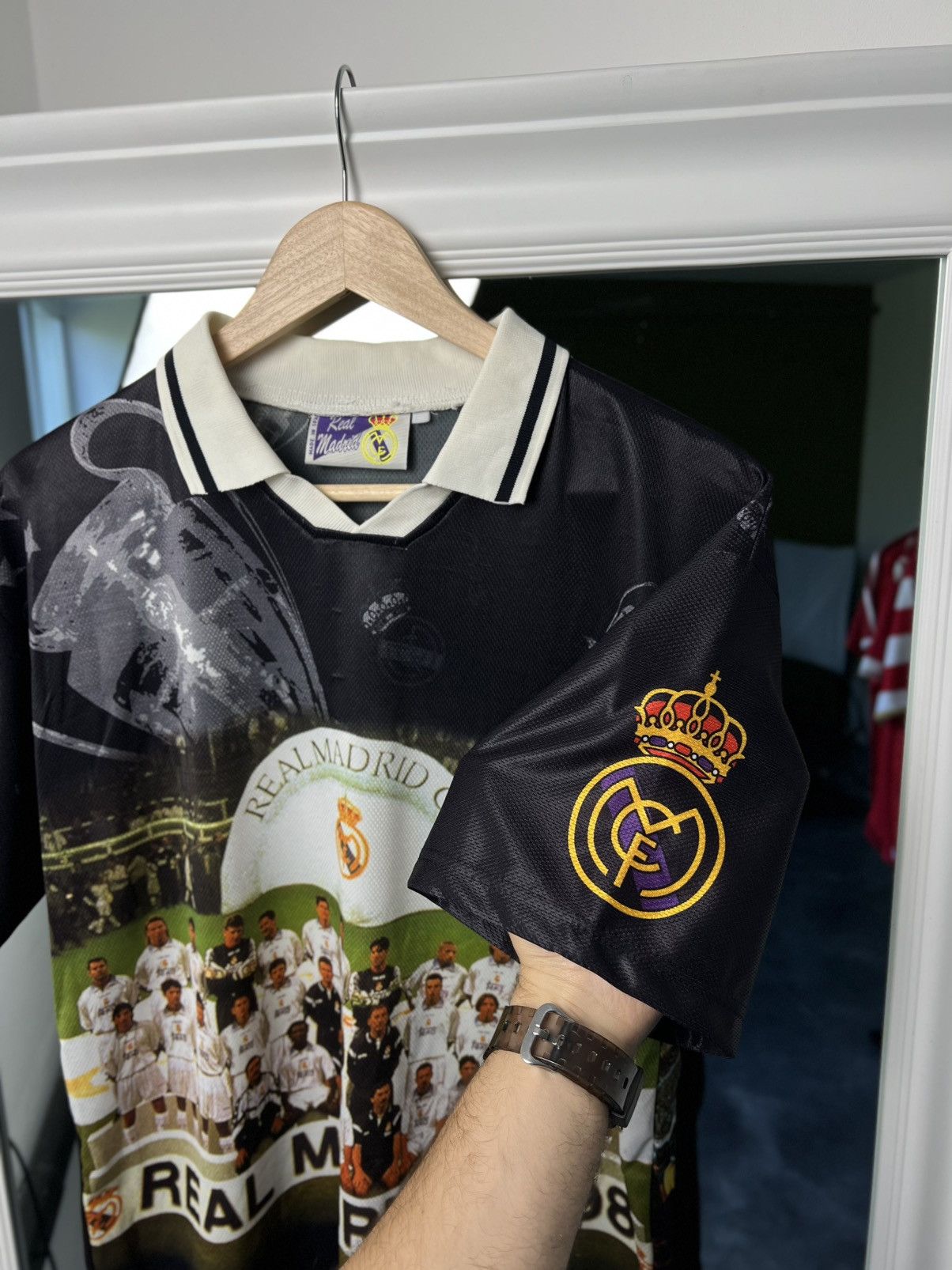 Vintage Real Madrid 97/98 Vintage Home Shirt #7–Spain Copa de Europa Size US S / EU 44-46 / 1 - 19 Thumbnail