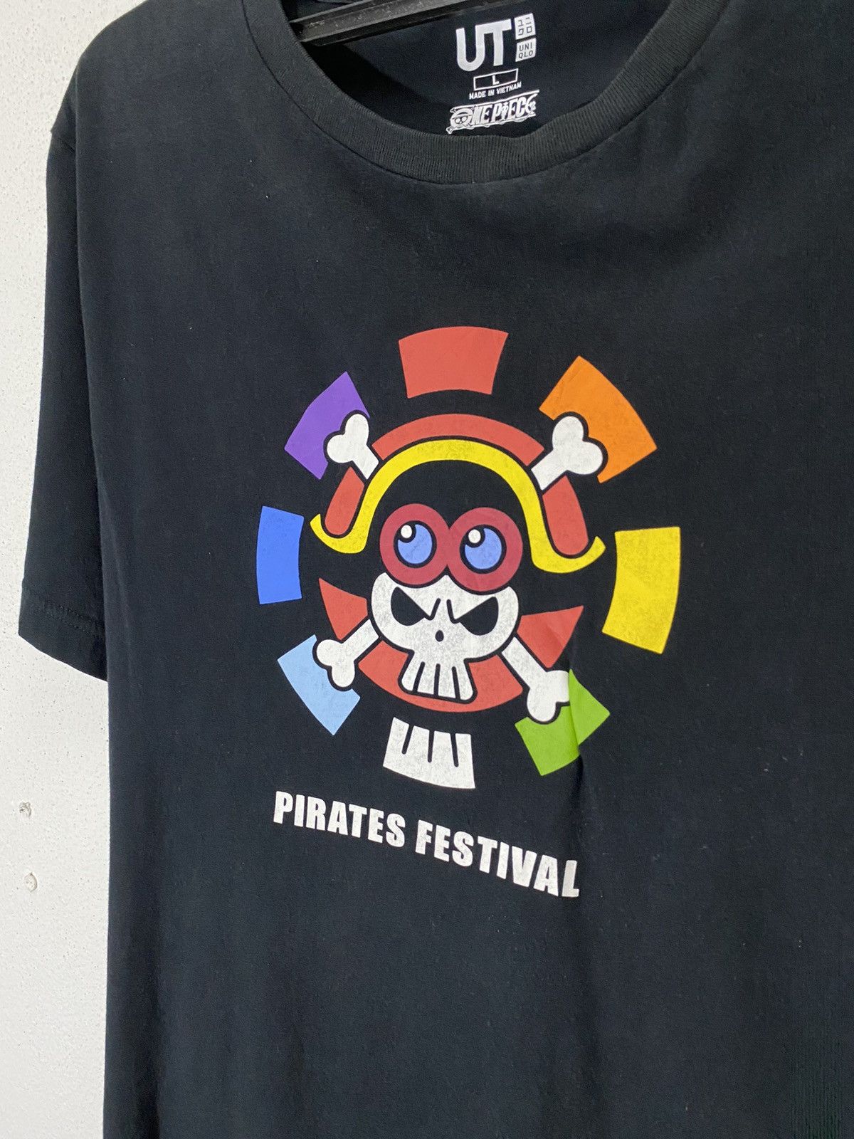 Japanese Brand × One Piece × Uniqlo ONE PIECE PIRATES FESTIVAL Size US L / EU 52-54 / 3 - 3 Thumbnail