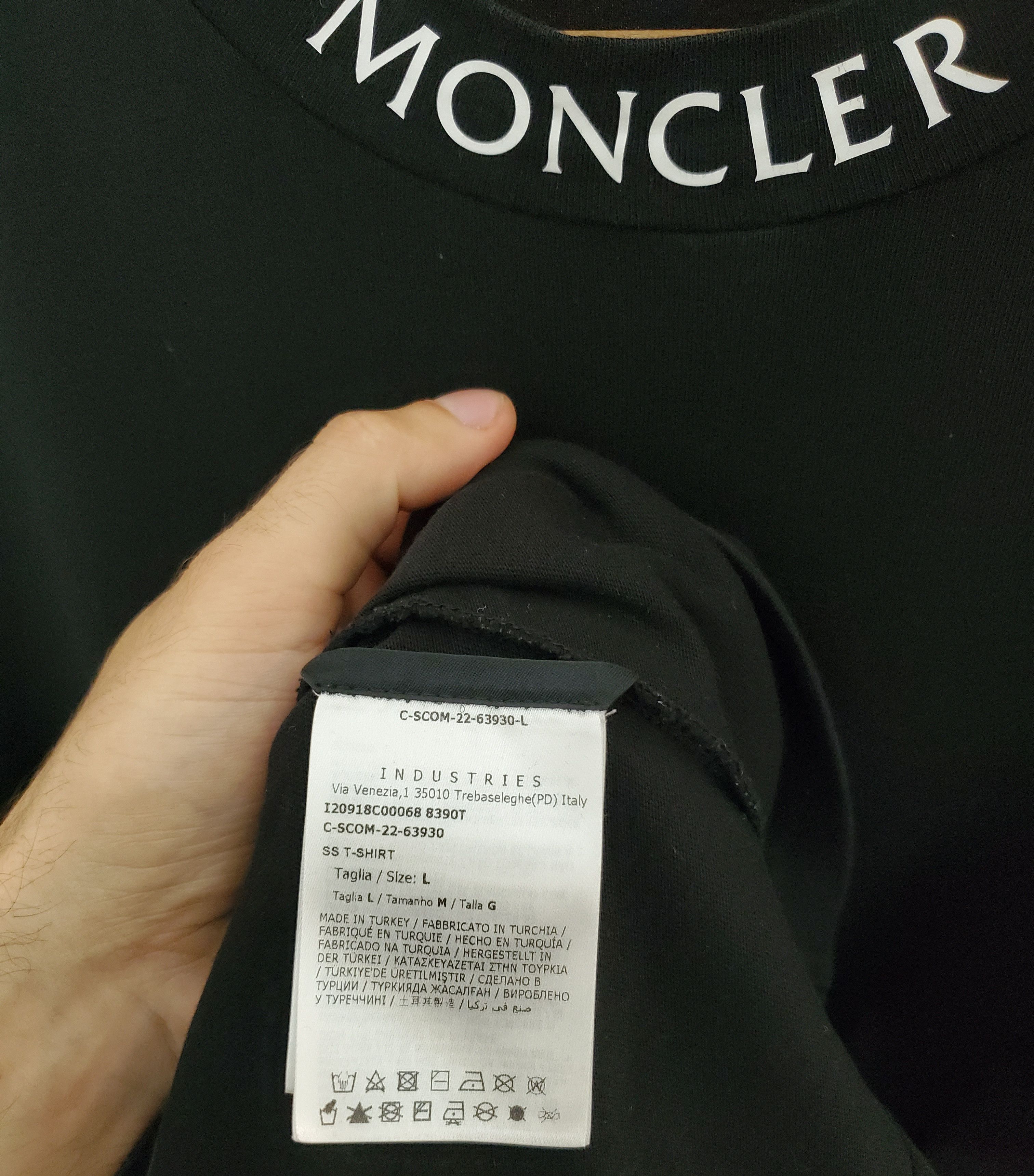 Moncler Moncler Collar Logo T- Shirt Black New condition L Size US L / EU 52-54 / 3 - 6 Thumbnail