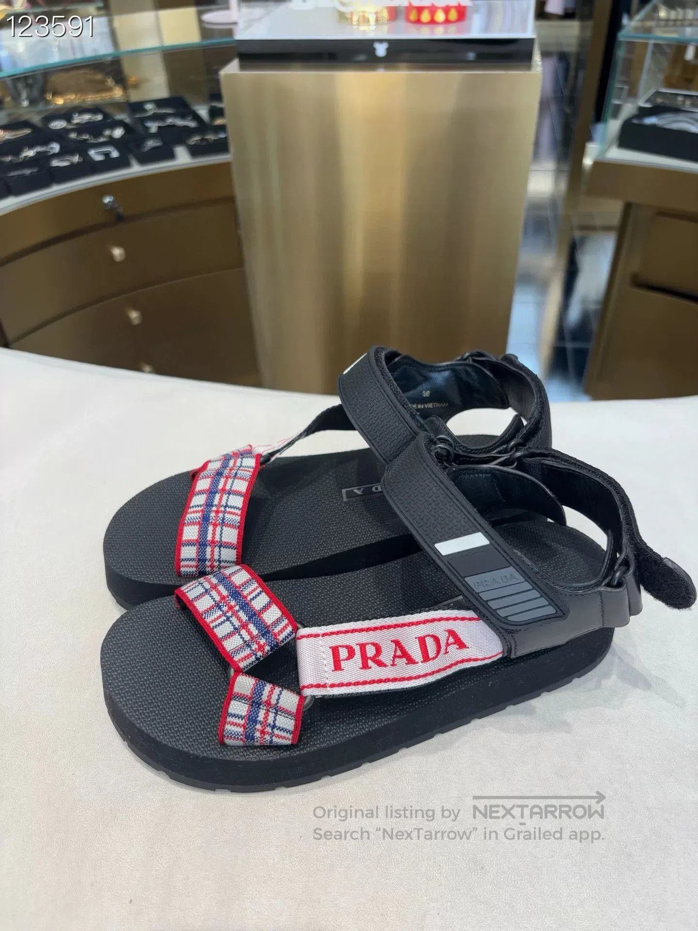 Prada Prada Women's Sandals Size 36. Size US 5 / IT 35 - 2 Thumbnail