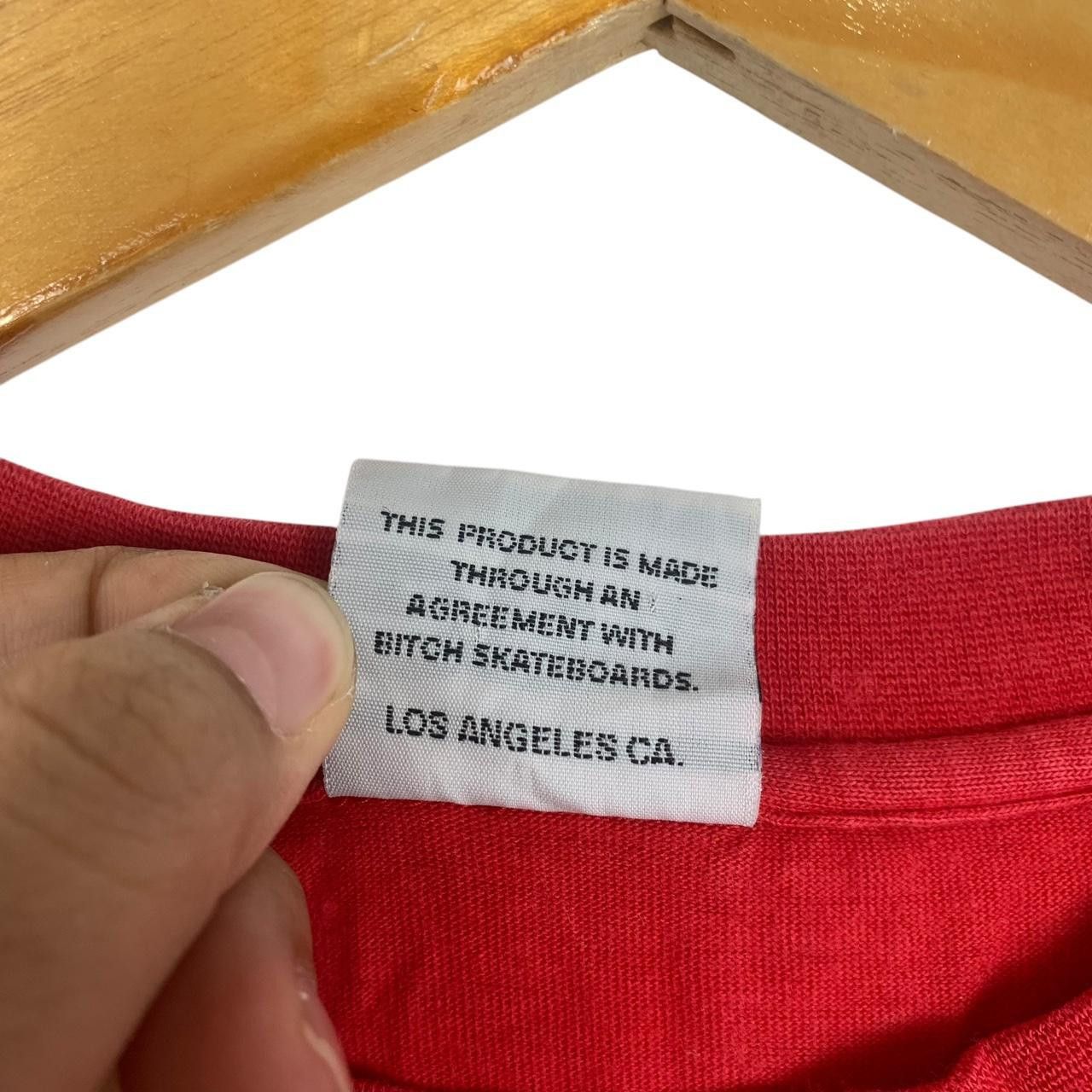 Vintage Vintage BITCH SKATEBOARD Box Logo Made In USA Tee Shirt Top Size US L / EU 52-54 / 3 - 7 Thumbnail