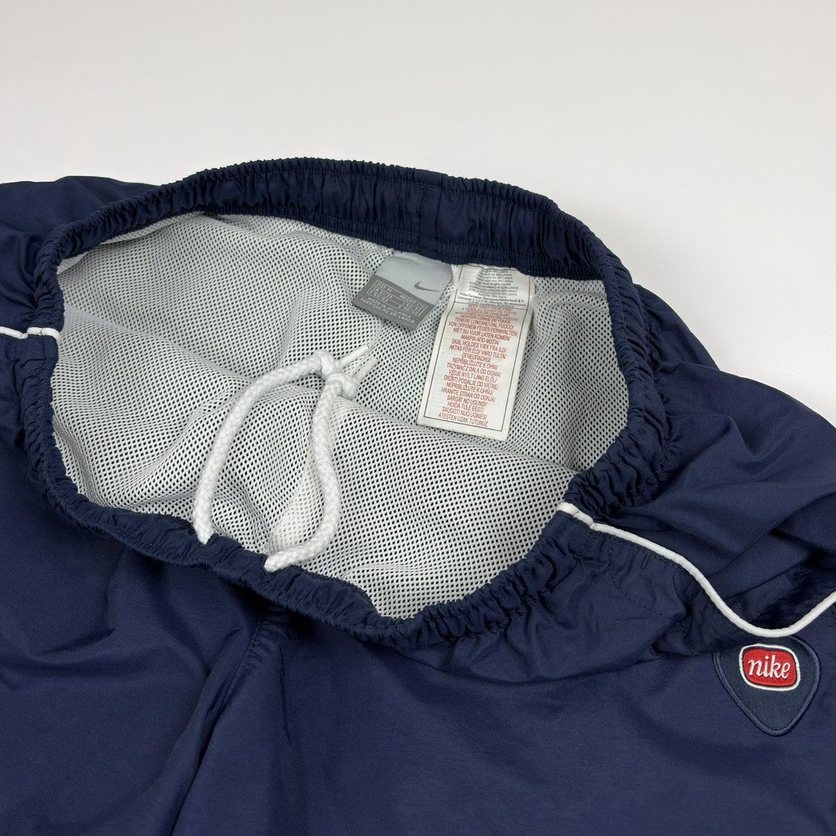 Nike Nike Vintage Nylon Sweatpants Drill Y2K Size US 33 - 12 Thumbnail