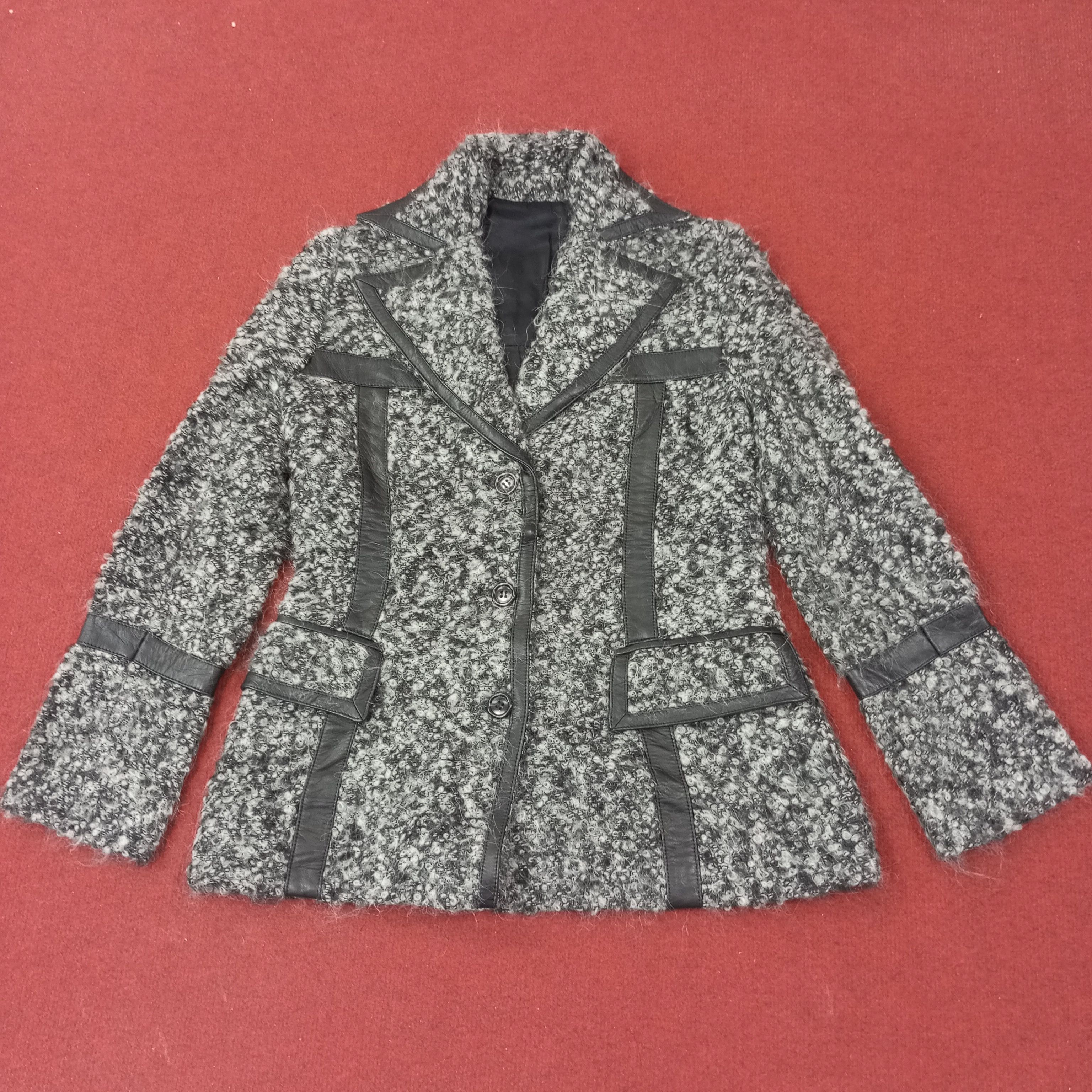 5351 POUR LES FEMMES 5351 Pour Les Femmes Fashion Blazer c227n24 Size XS / US 0-2 / IT 36-38 - 1 Thumbnail