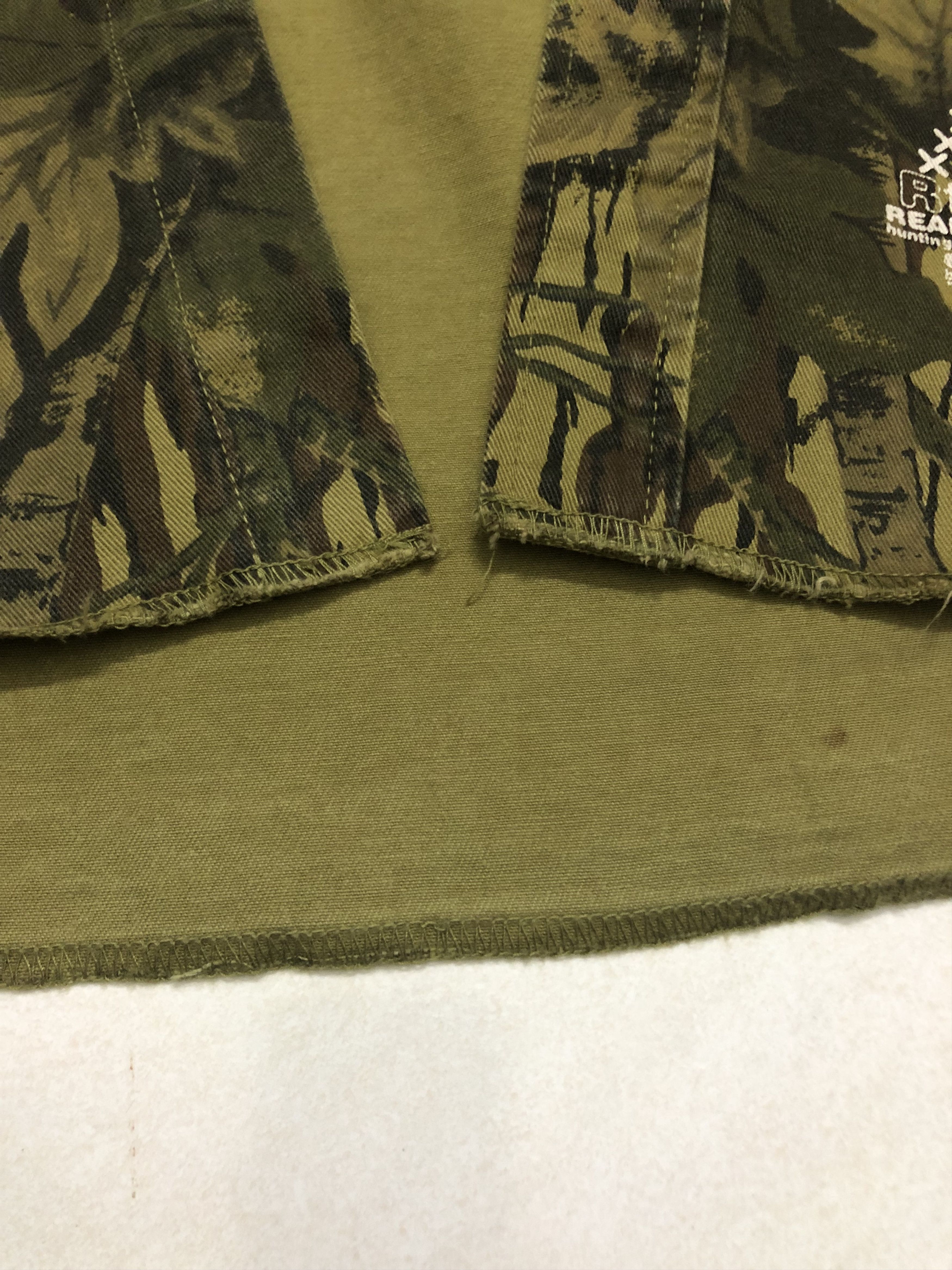 BAL × Vintage Vintage Bal Edition AW2003 Real Tree Hunting Camouflage Size US L / EU 52-54 / 3 - 12 Thumbnail