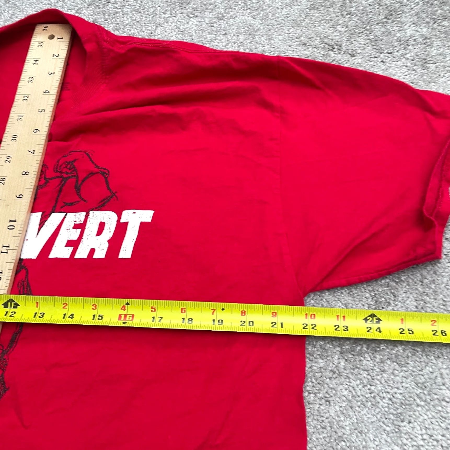 Disney Disney Gaston T-Shirt Mens XL Red Cotton Graphic Crew Tee Size US XL / EU 56 / 4 - 7 Thumbnail