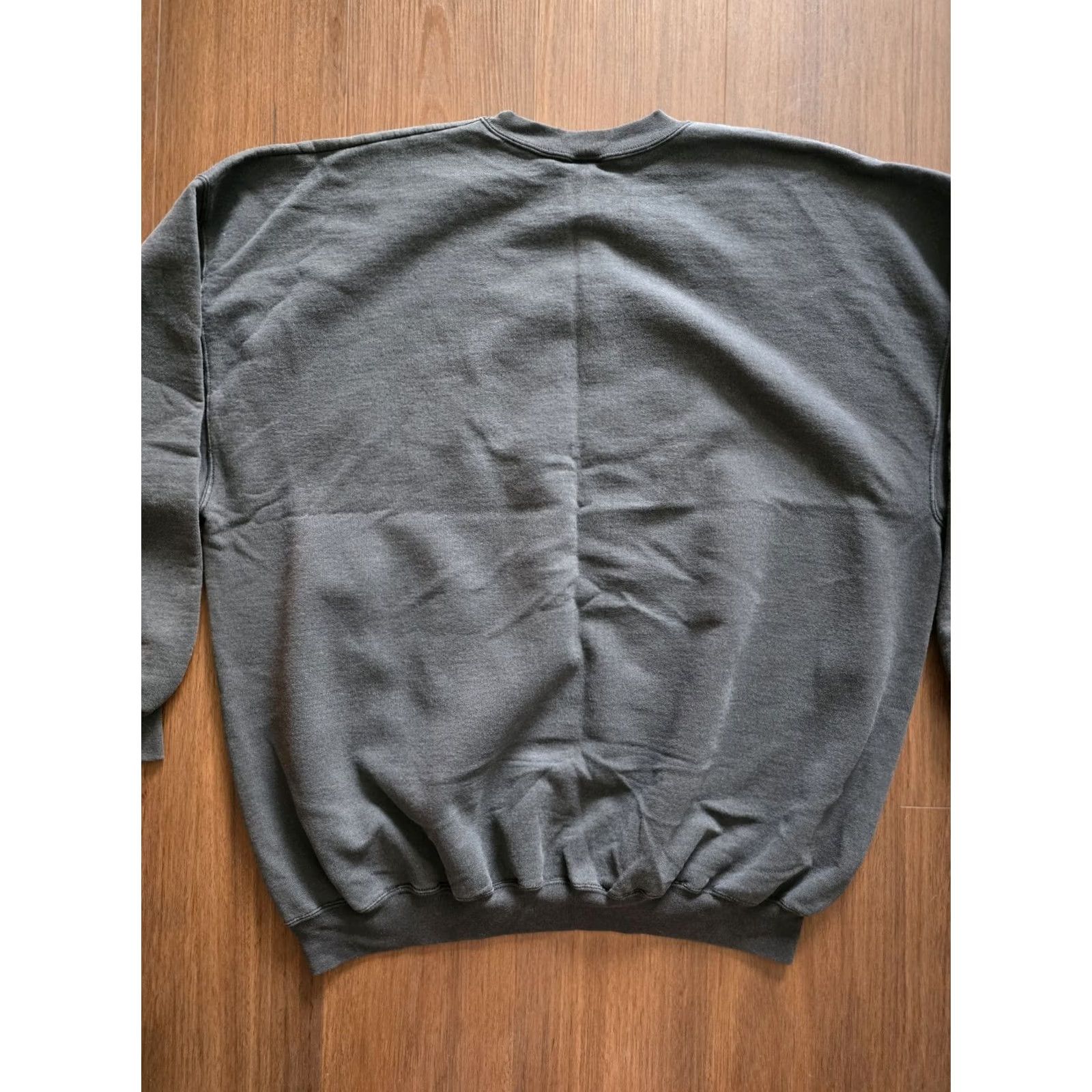 Vintage VINTAGE Port and Company Black Embroidered Sweatshirt 3XL Louisian a New Orleans French Quarter 1990s Mens Womens Girls Boys Womens Size US XXL / EU 58 / 5 - 7 Thumbnail