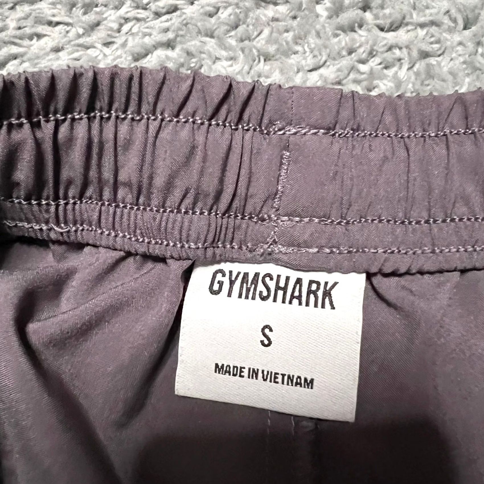 Gymshark Gymshark Shirts Mens Small Light Gray Strength & Conditioning Running Size US S / EU 44-46 / 1 - 4 Thumbnail