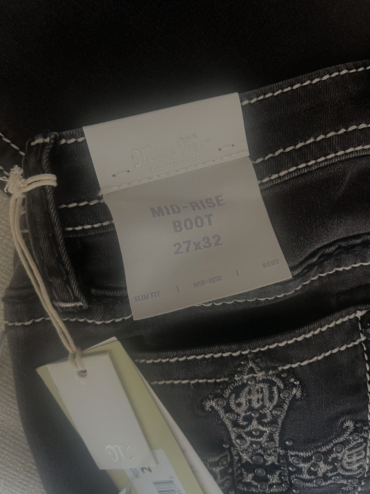 Miss Me Ashy Black Bedazzled BRAND NEW Miss me jeans Size 27" / US 4 / IT 40 - 4 Thumbnail