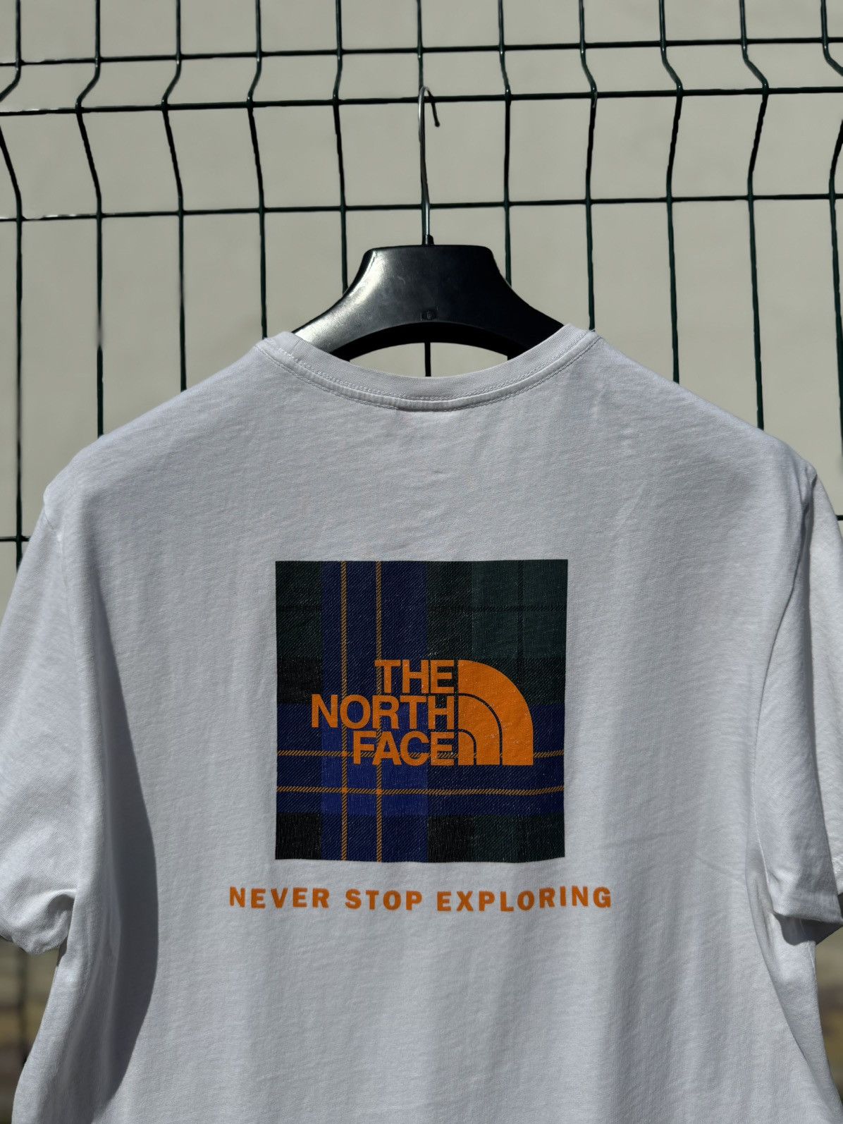 The North Face The North Face Never Stop Exploring Box Logo Tee Size US M / EU 48-50 / 2 - 3 Thumbnail