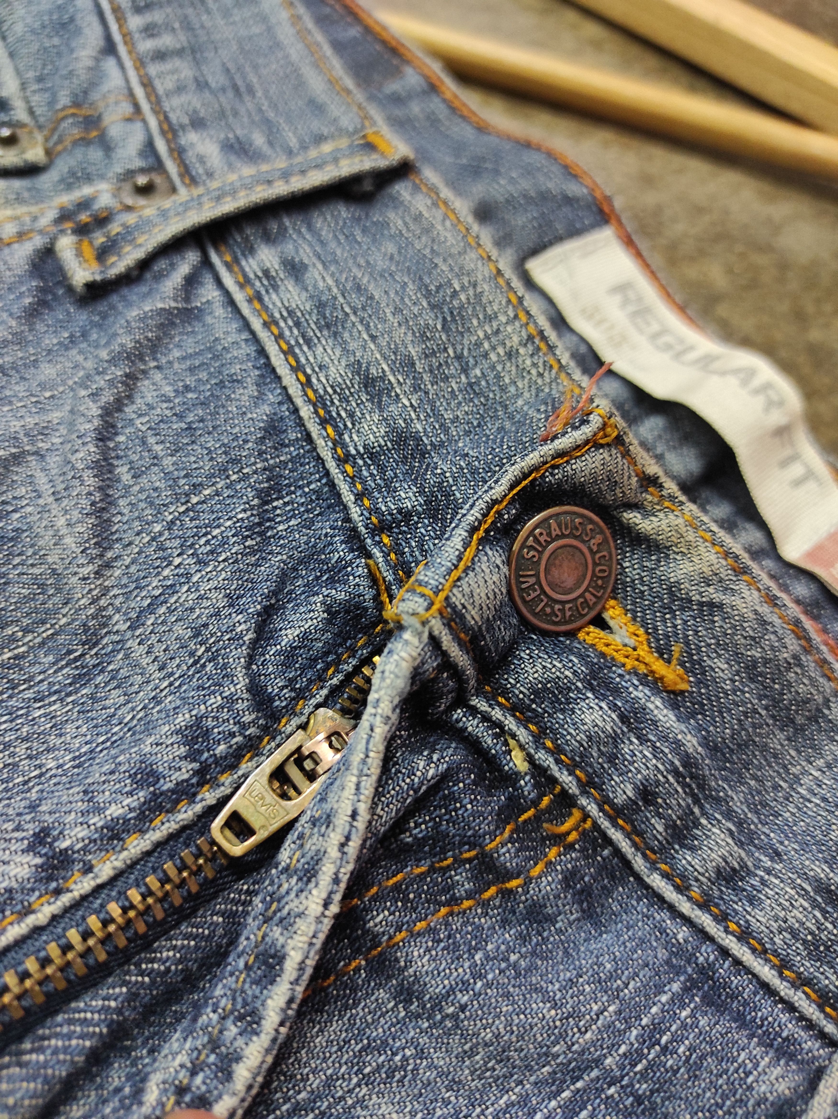 LVC × Levi's Vintage Clothing 505 DISTRESSED LEVIS REGULAR FIT DENIM JEANS Size US 34 / EU 50 - 2 Thumbnail