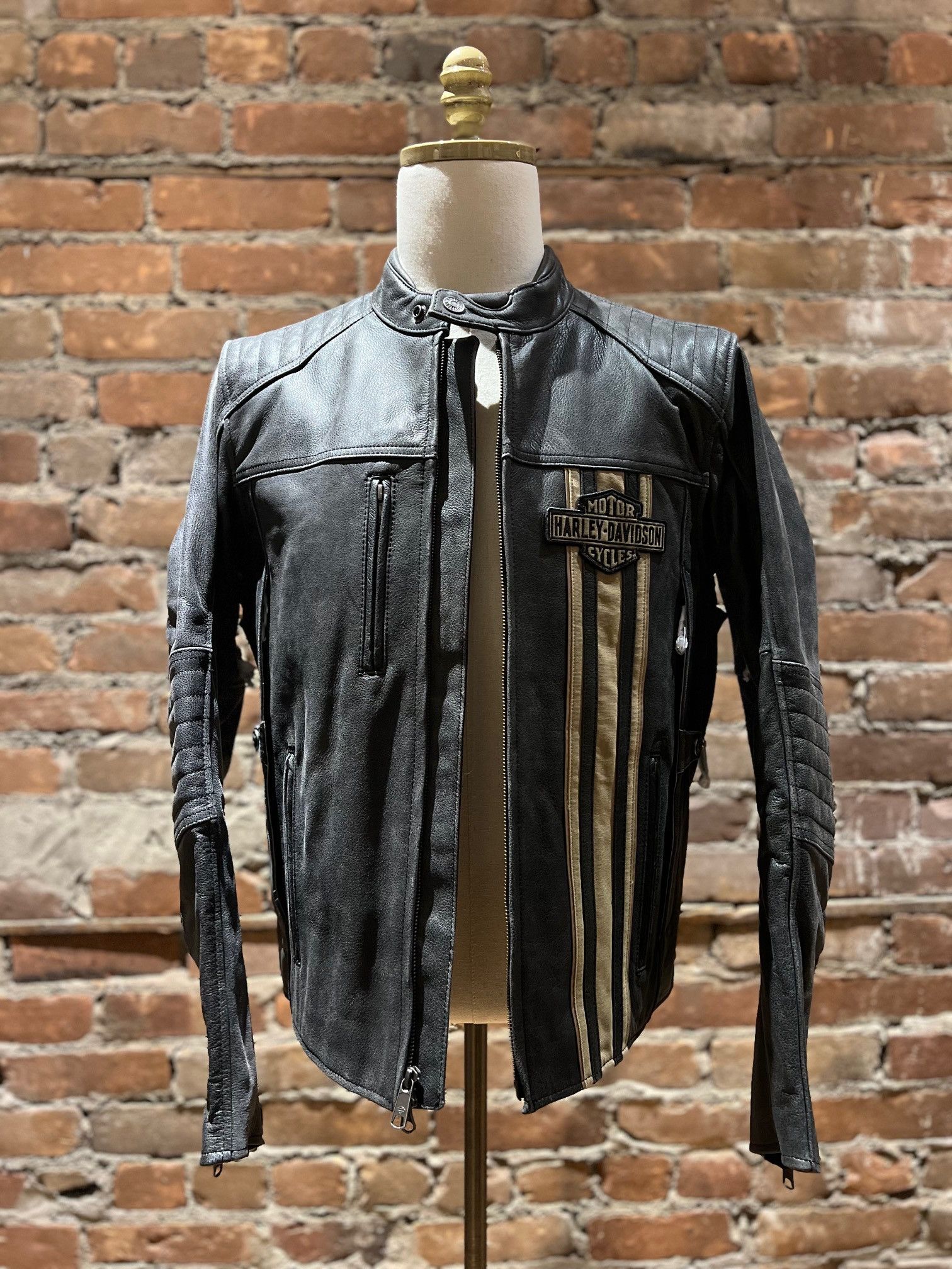 Harley Davidson Harley-Davidson Men’s Triple Vent System™ Leather Jacket Size US M / EU 48-50 / 2 - 1 Thumbnail