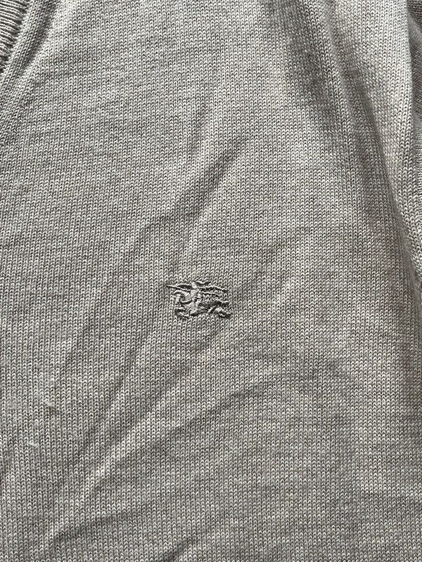 Burberry Burberry London Sz 4 / S V-Neck Sweater Size US S / EU 44-46 / 1 - 9 Thumbnail