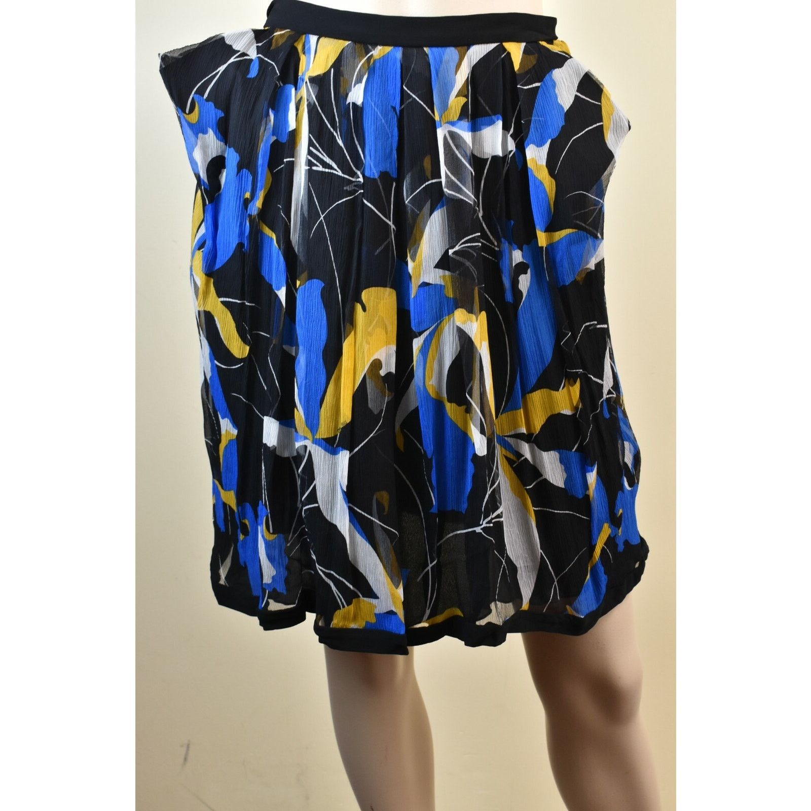 Miu Miu MIU MIU PRADA BLACK FLORAL CHIFFON ZIP SHORT SKIRT 38 2 IT Size 26" / US 2 / IT 38 - 1 Thumbnail