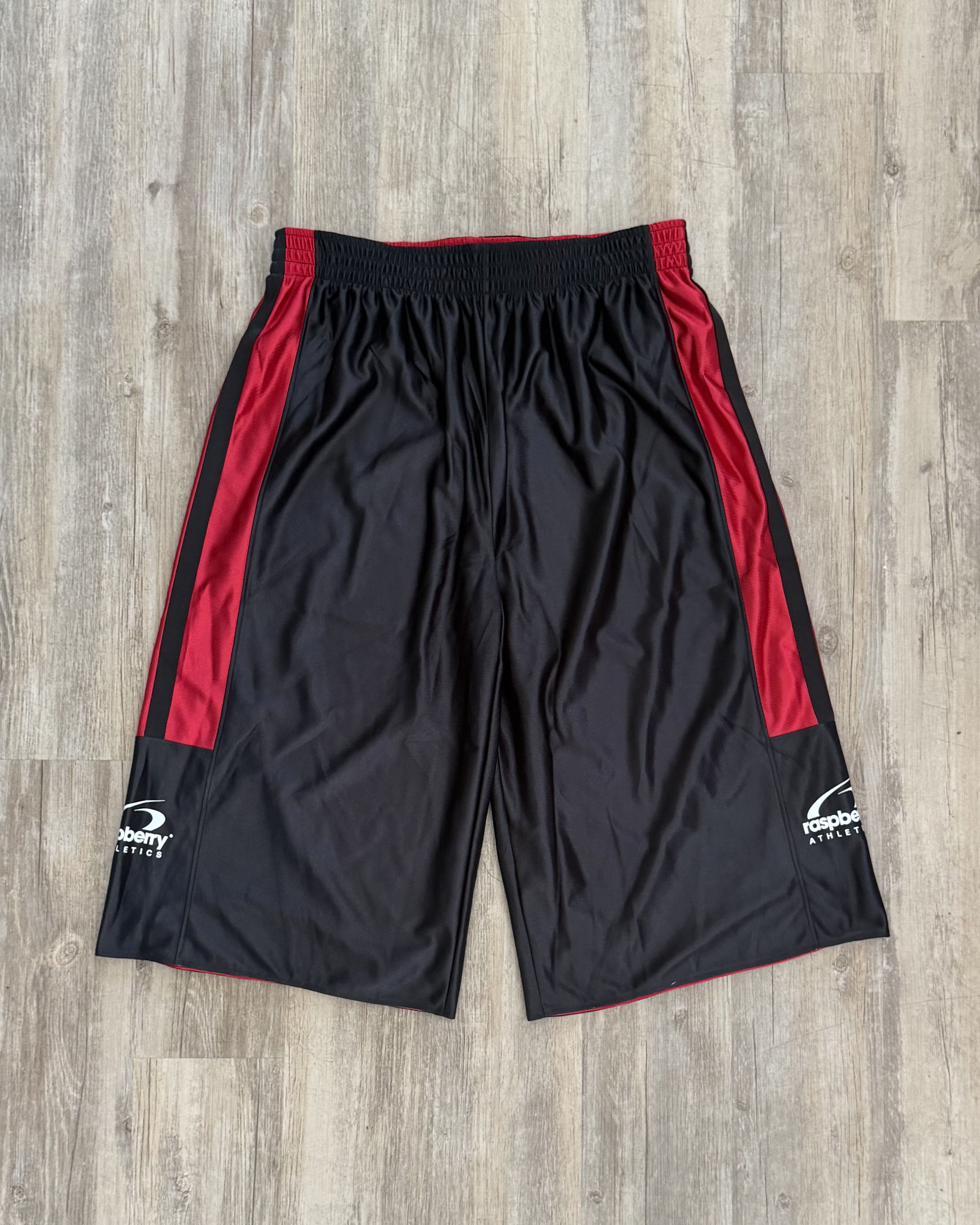 The GV Gallery GvGallery TJ Ford 3/4 Shorts Size US 36 / EU 52 - 1 Thumbnail