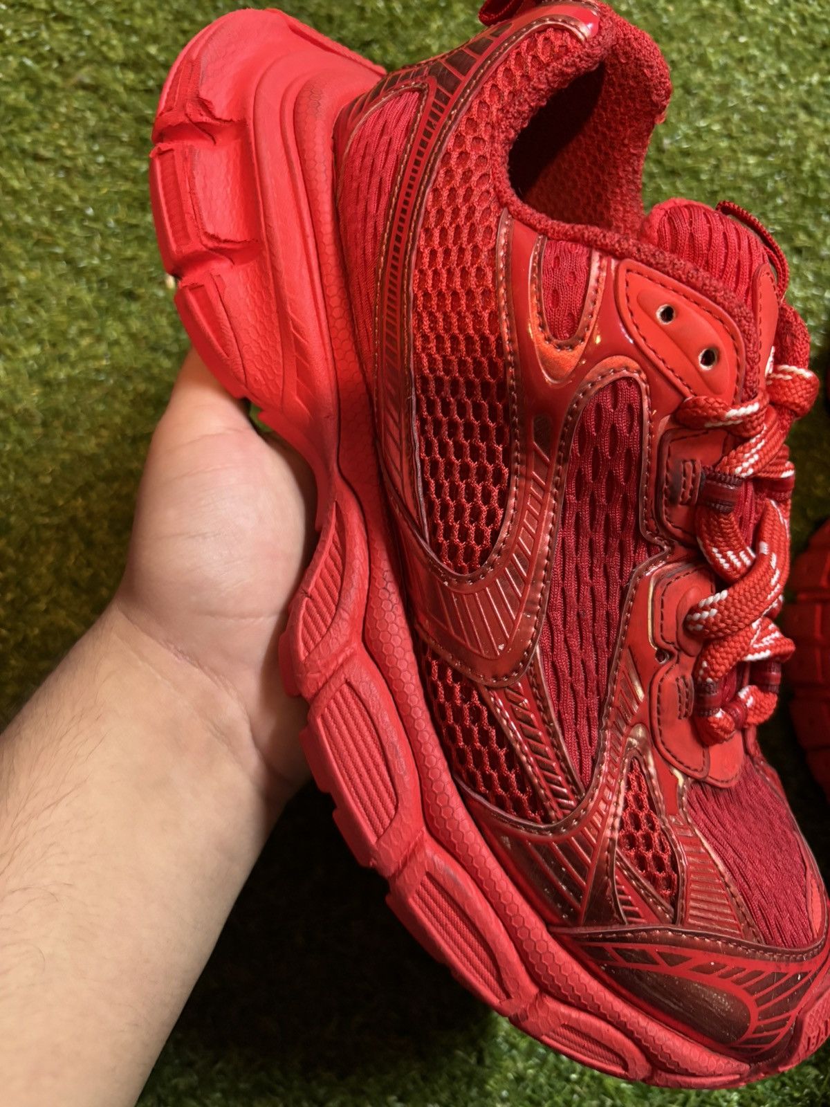Balenciaga Balenciaga 3XL Red Size US 7 / EU 40 - 9 Thumbnail