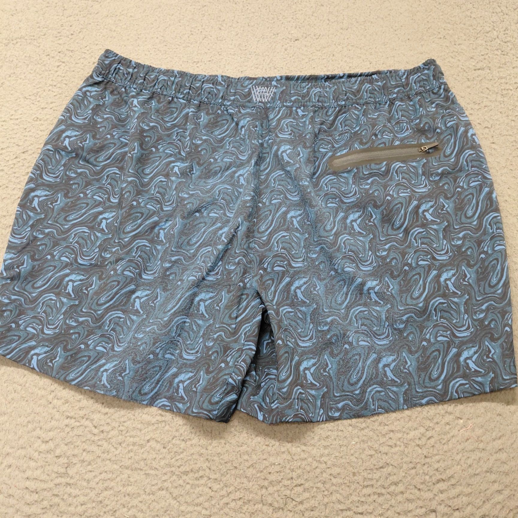 Vintage **Mack Weldon Surf Drawstring XXL Blue Waves Swim Trunks** User: **Mack Weldon Blue Waves XXL Surf Drawstring Swim Trunks** Size ONE SIZE - 2 Thumbnail
