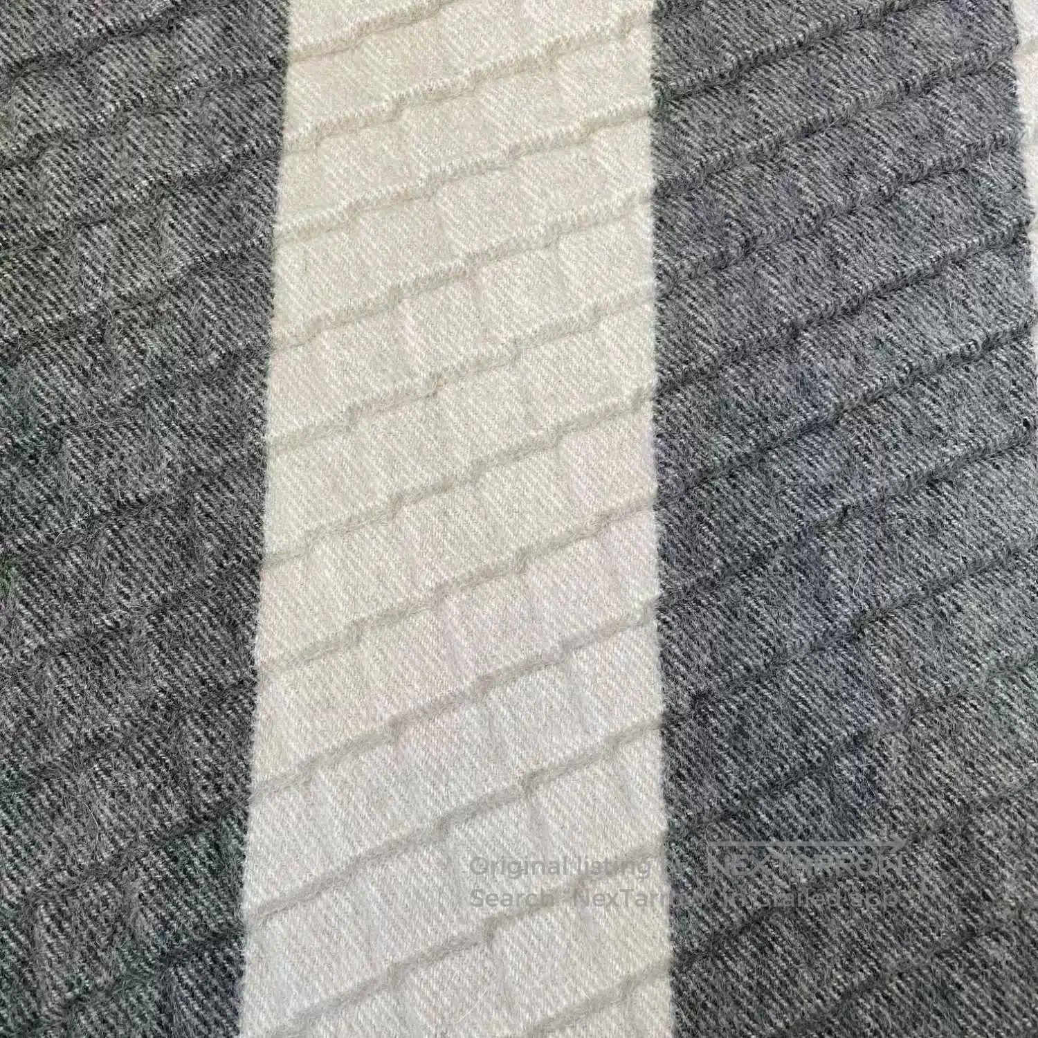 Burberry Burberry Classic Check Wool Wrap Scarf. Size ONE SIZE - 2 Thumbnail