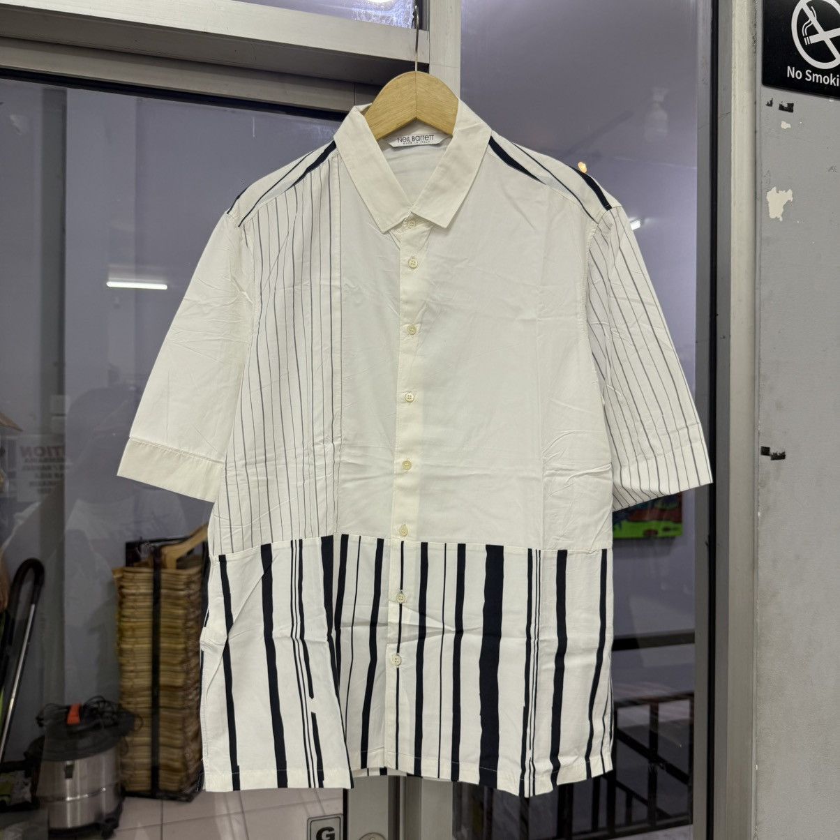 Neil Barrett Neil Barrett stripe italy Size US XL / EU 56 / 4 - 1 Thumbnail