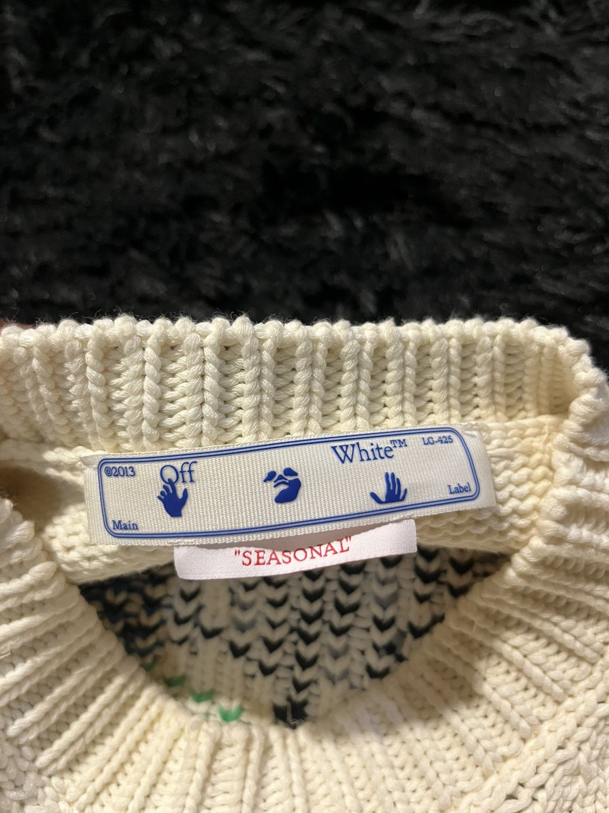 Off-White Off White Graffiti Puppet Large DEADSTOCK 2013 Seasonal Knit Size US L / EU 52-54 / 3 - 5 Thumbnail