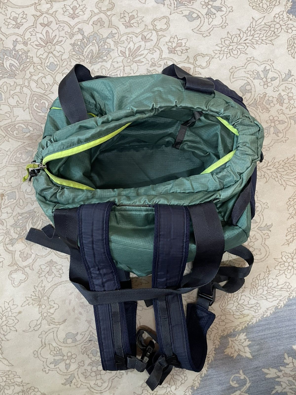 Patagonia Patagonia USA Lightweight Nylon Tote Pack Backpack Packable Size ONE SIZE - 9 Thumbnail